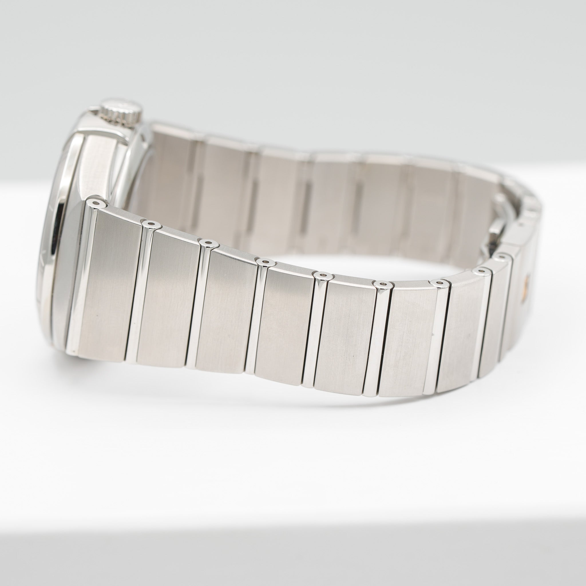 Omega 123.10.38.22.01.001 Constellation Day Date 38mm Watch 12310382201001 bracelet