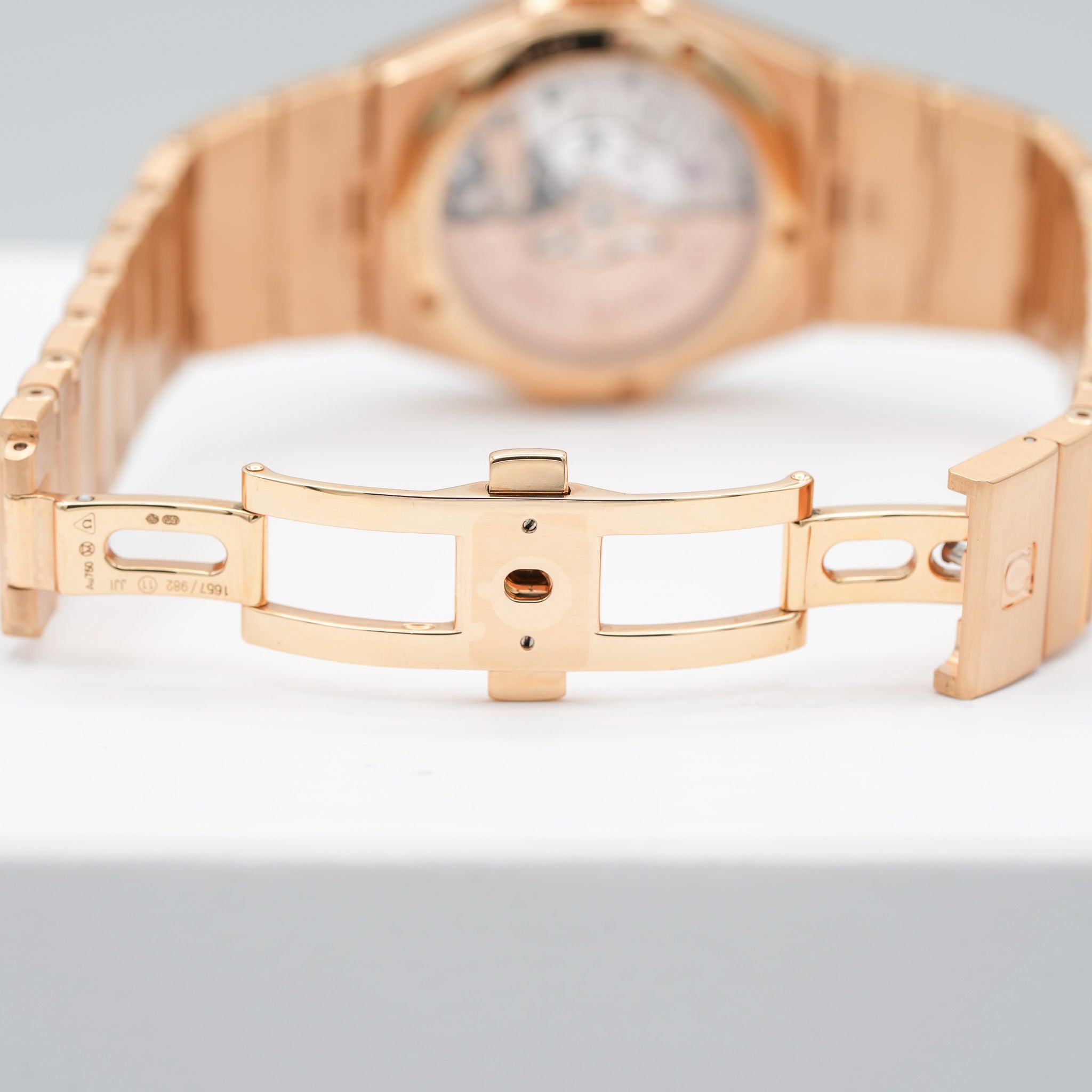 Omega 123.55.38.22.02.001 Constellation Co-Axial Day-Date 38mm Watch clasp