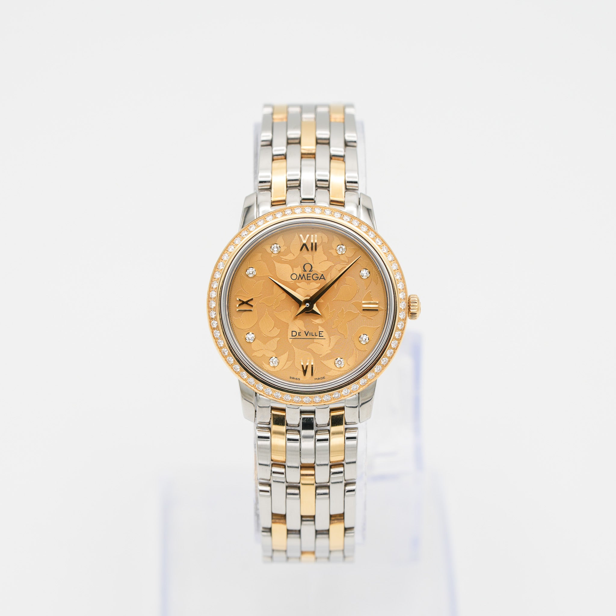 Omega 424.25.27.60.58.002 De Ville Prestige Butterfly Quartz 27.4mm Watch dial