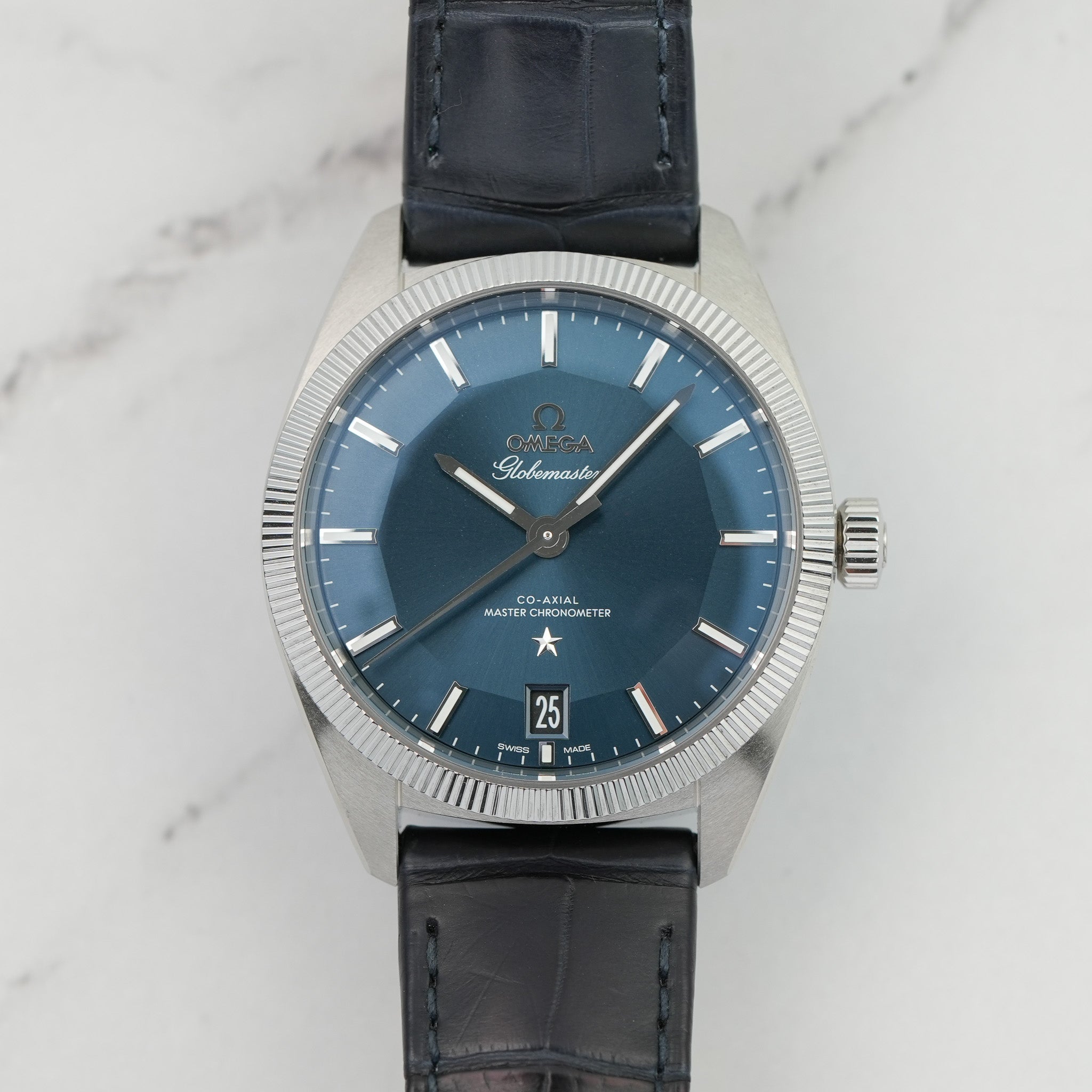 Omega Constellation Globemaster Blue 130.33.39.21.03.001 dial