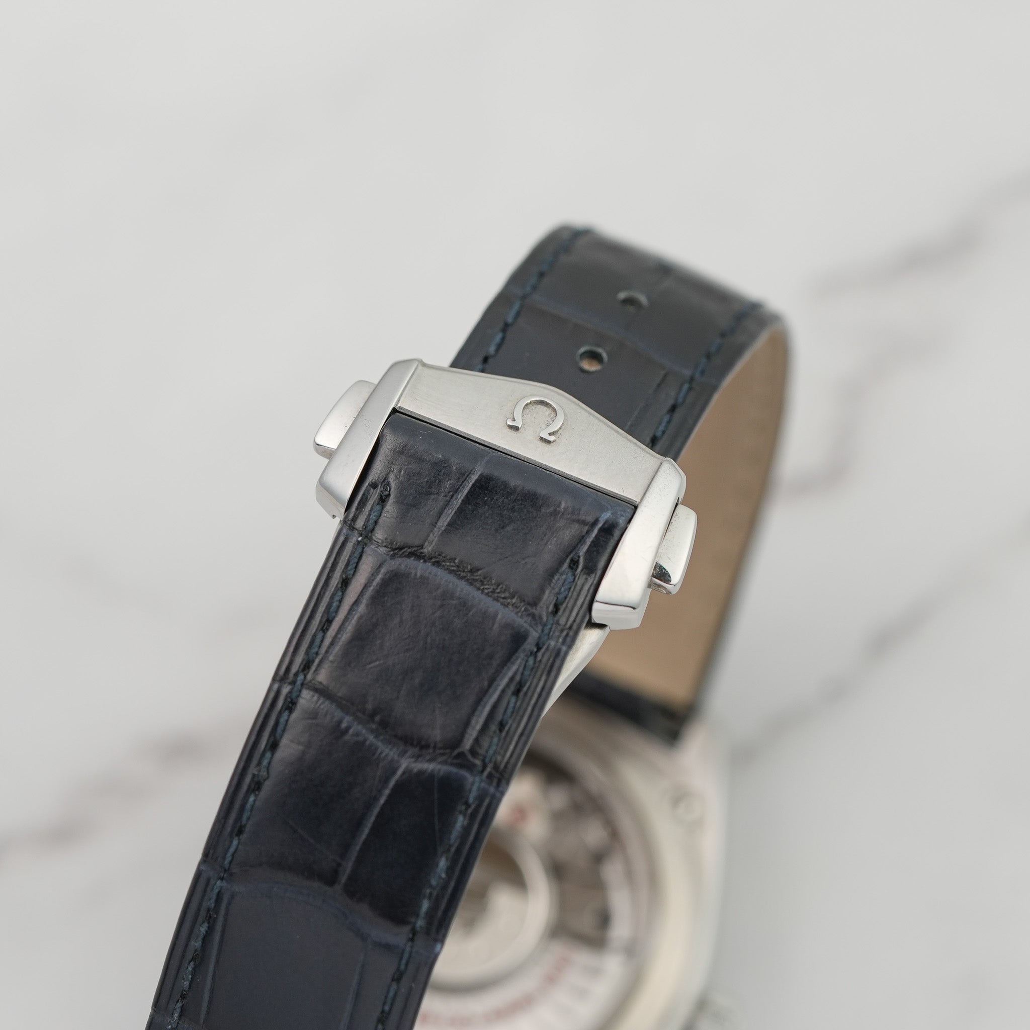 Omega Constellation Globemaster Blue 130.33.39.21.03.001 clasp