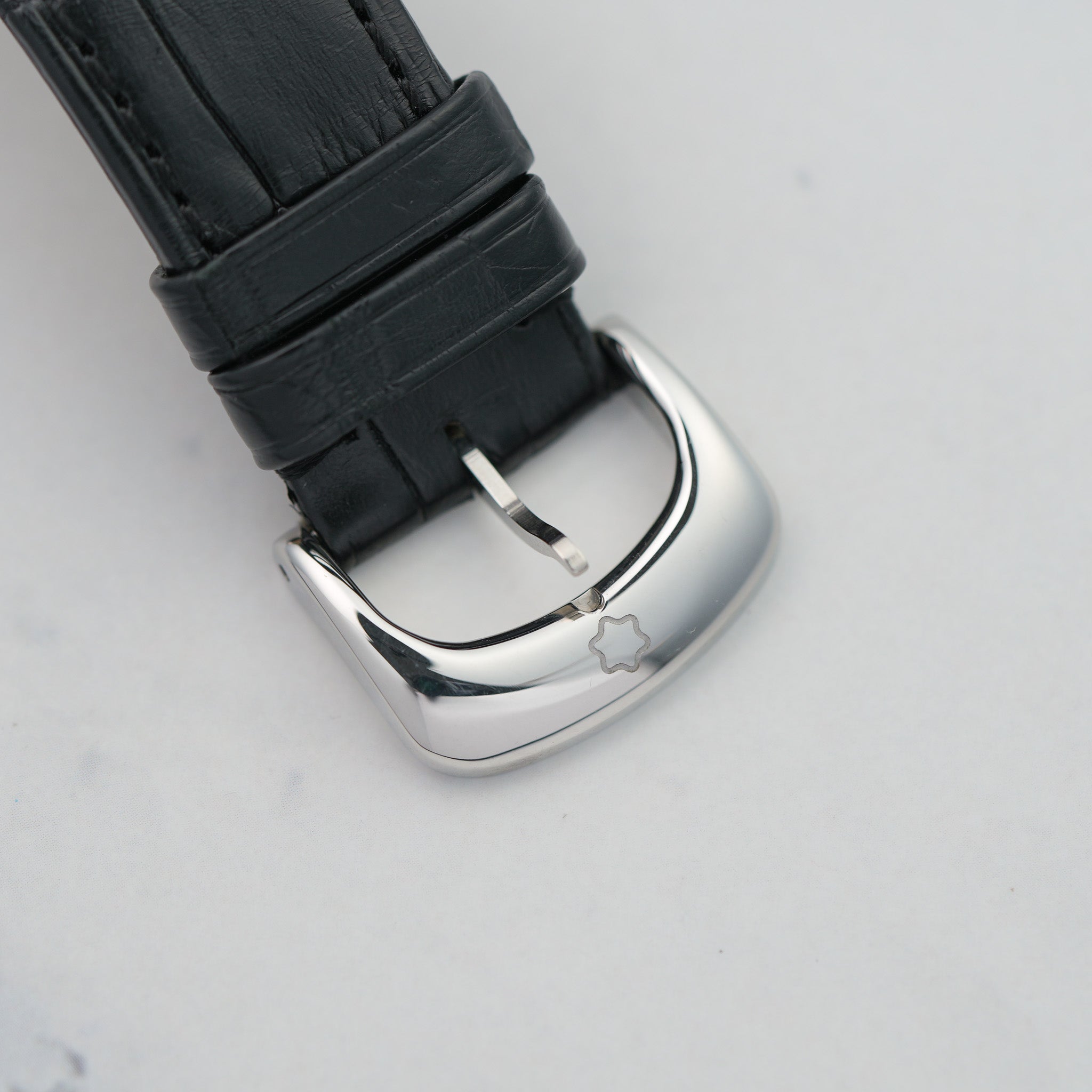 Montblanc Star Classique Date Automatic Watch clasp