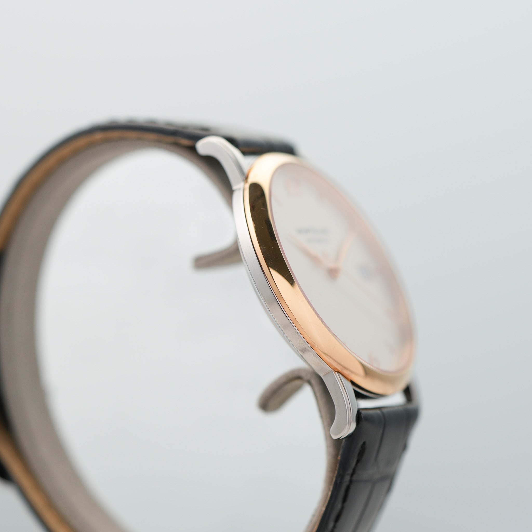 Montblanc Star Classique Date Automatic Watch case