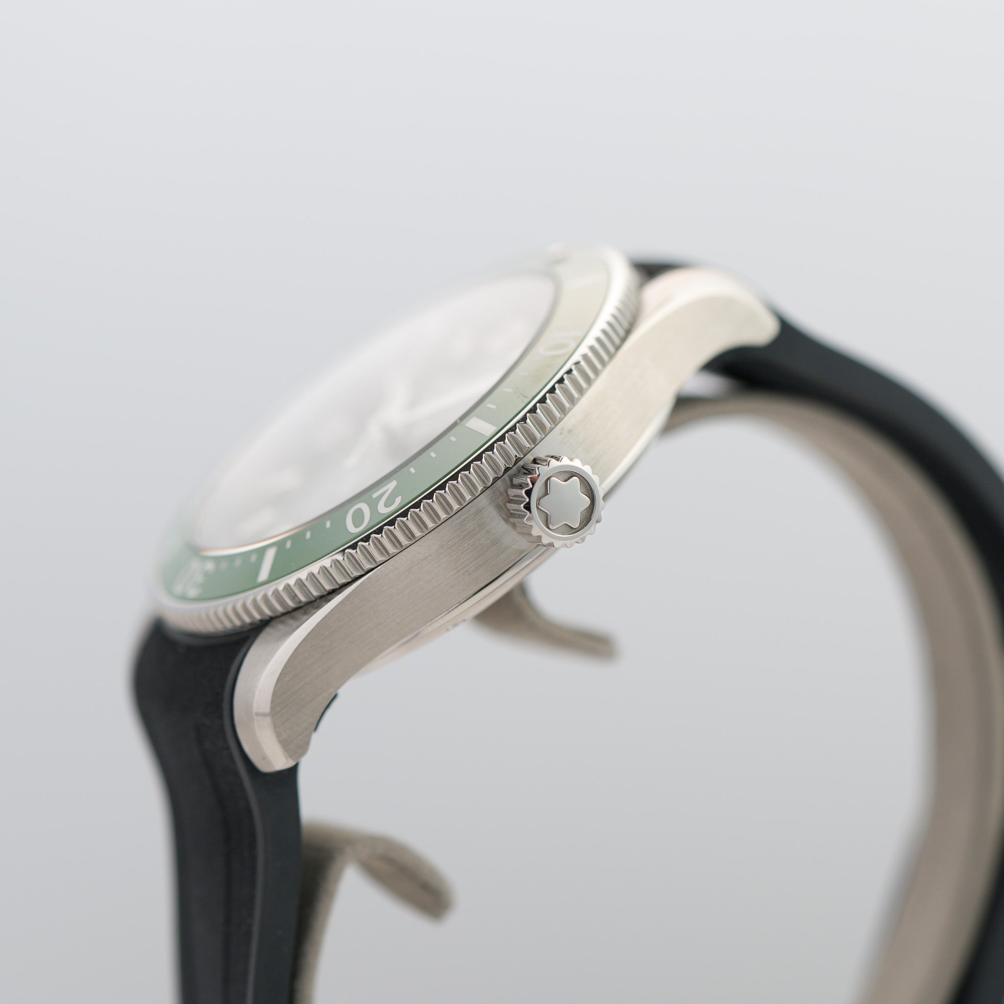 Montblanc 1858 Iced Sea Automatic Date Green on Rubber Watch crown