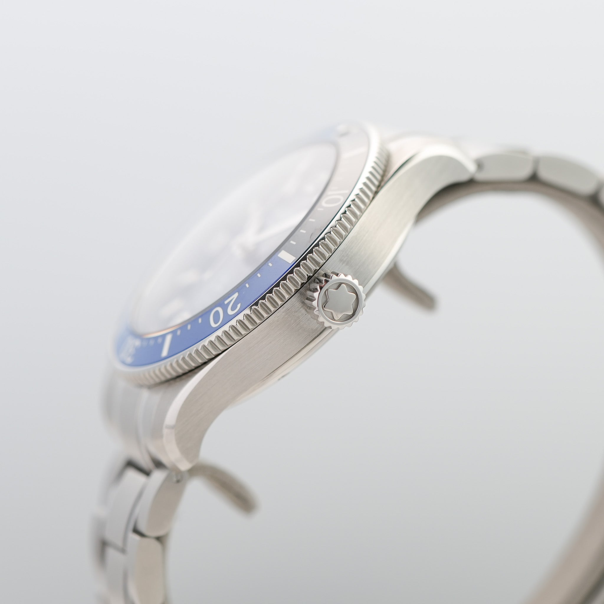 Montblanc 1858 Iced Sea Automatic Date Blue Watch crown