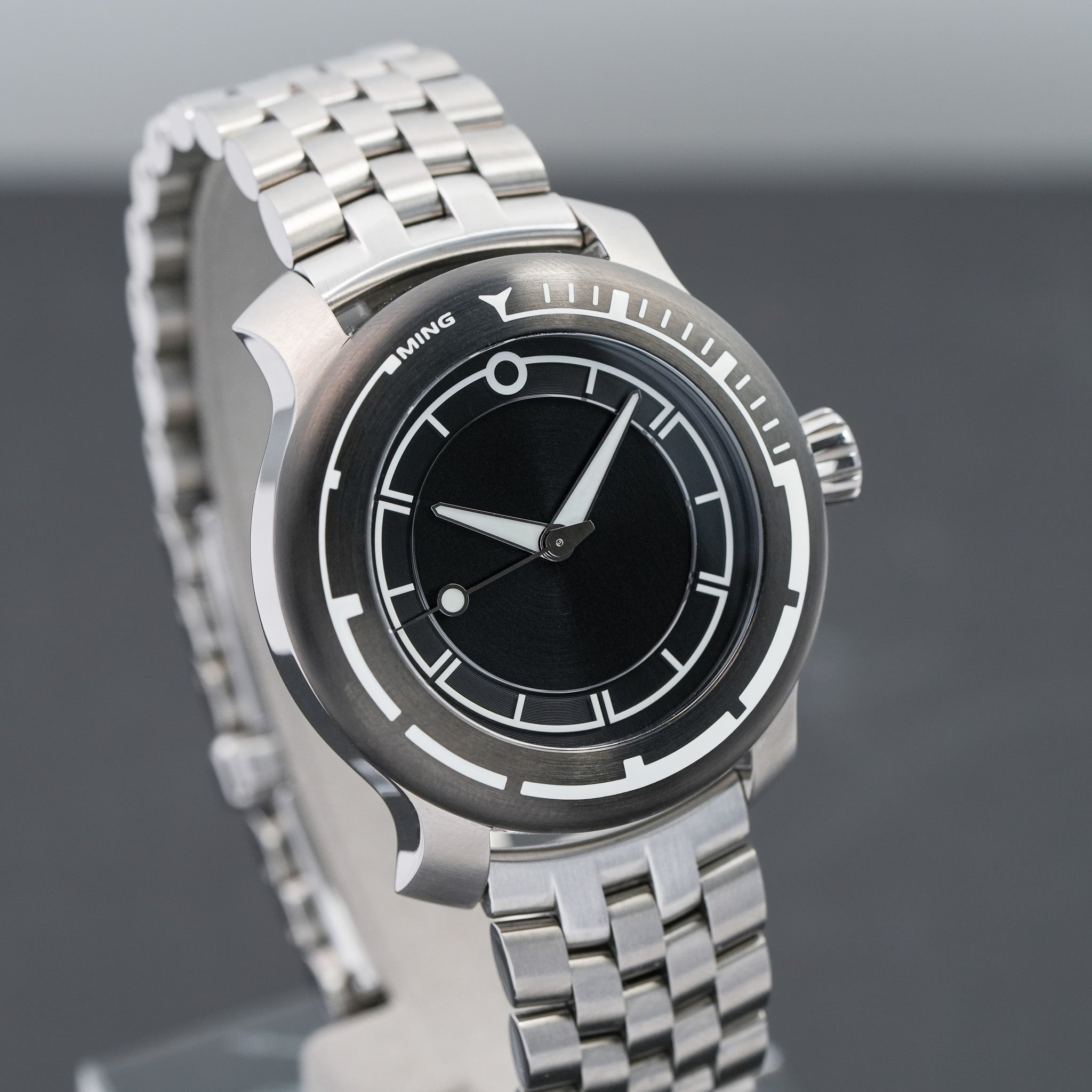 2023 Ming 18.01 H41 Titanium Diver dial 2