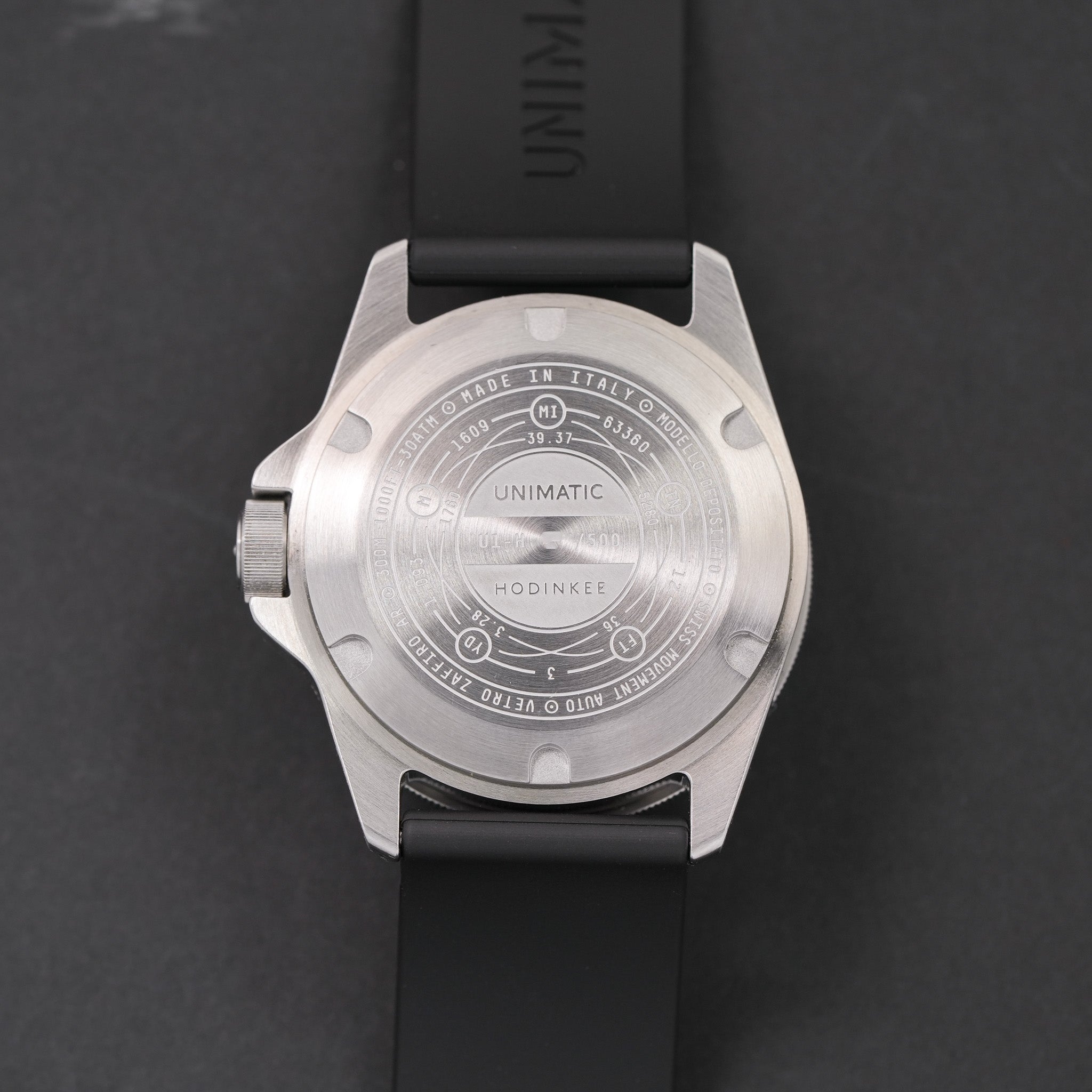 2021 Unimatic x HODINKEE Modello Uno U1-H caseback