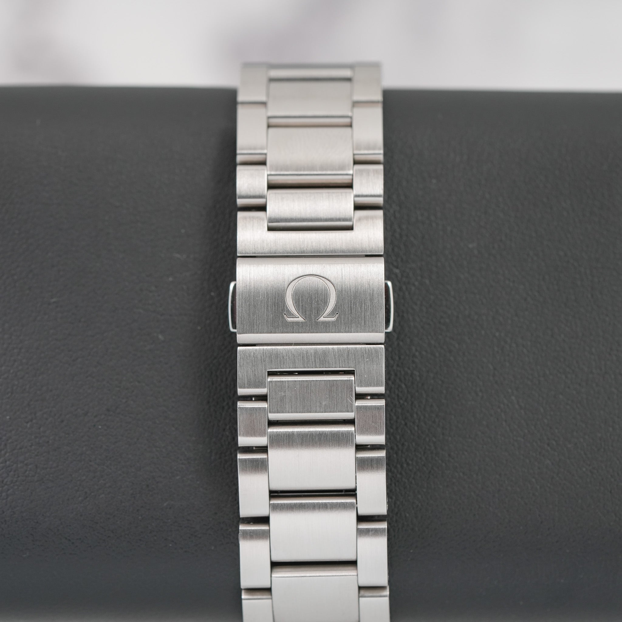 OMEGA Aqua Terra "SkyFall" 38.5mm clasp
