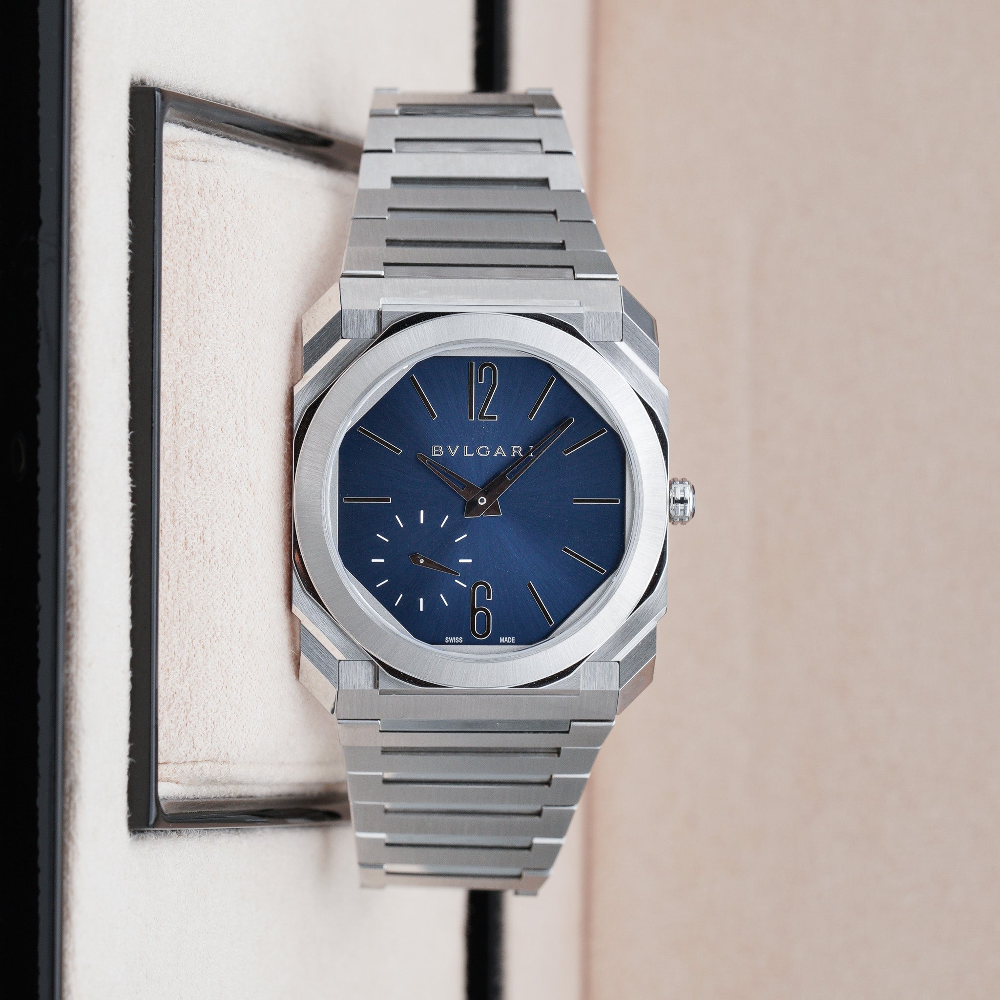BVLGARI 103431 Bulgari Octo Finissimo Automatic Blue Dial Stainless Steel 40mm Watch dial side