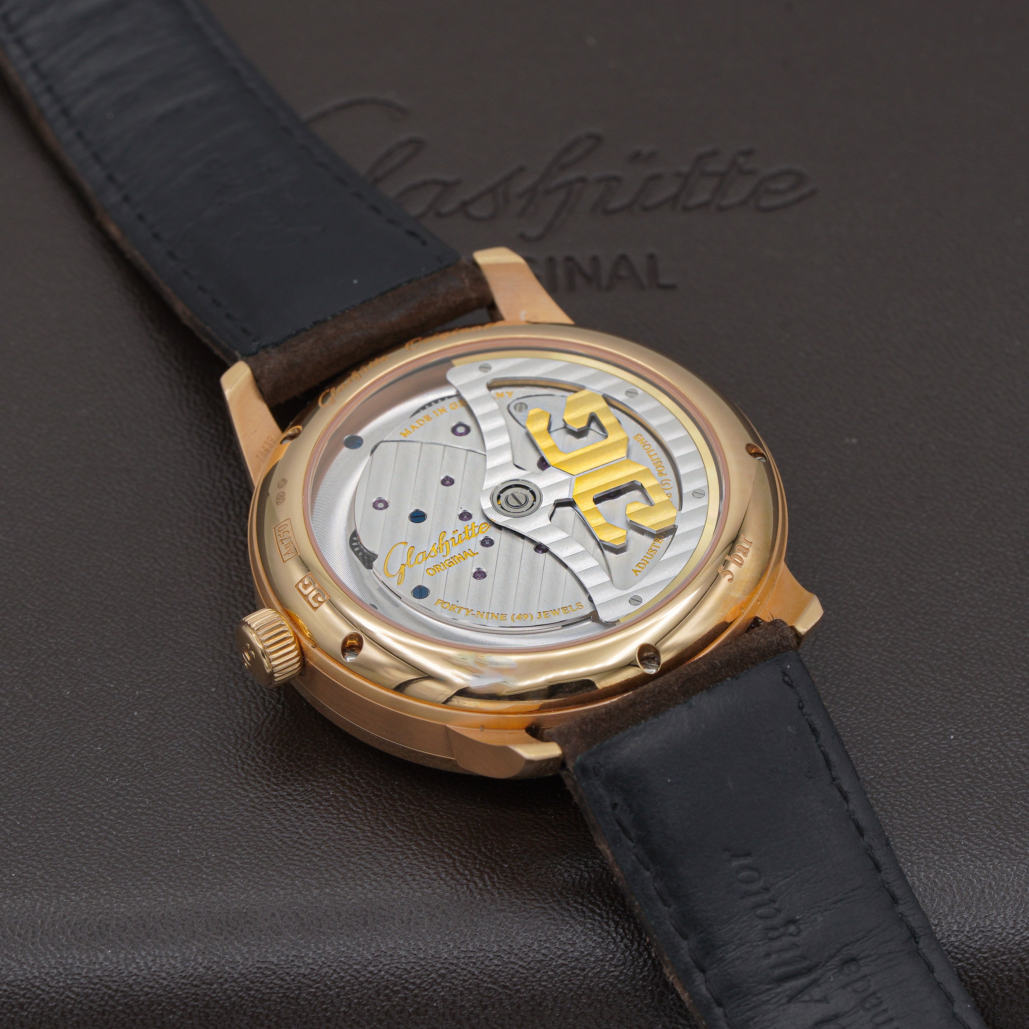 Glashütte Original PanoMaticInverse 18k Rose Gold movement