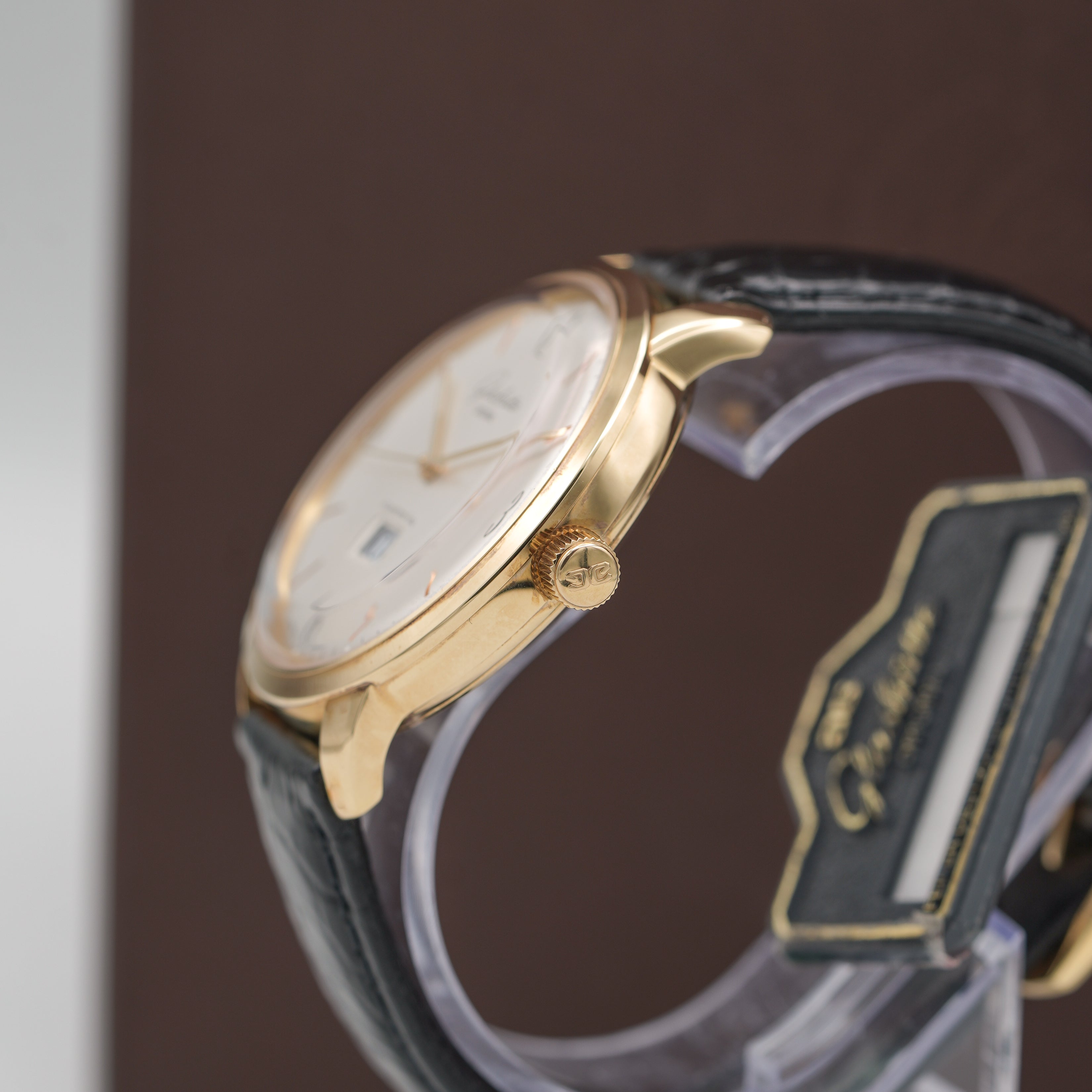 Glashütte Original Sixties Panorama Date 2-39-47-01-01-04 crown