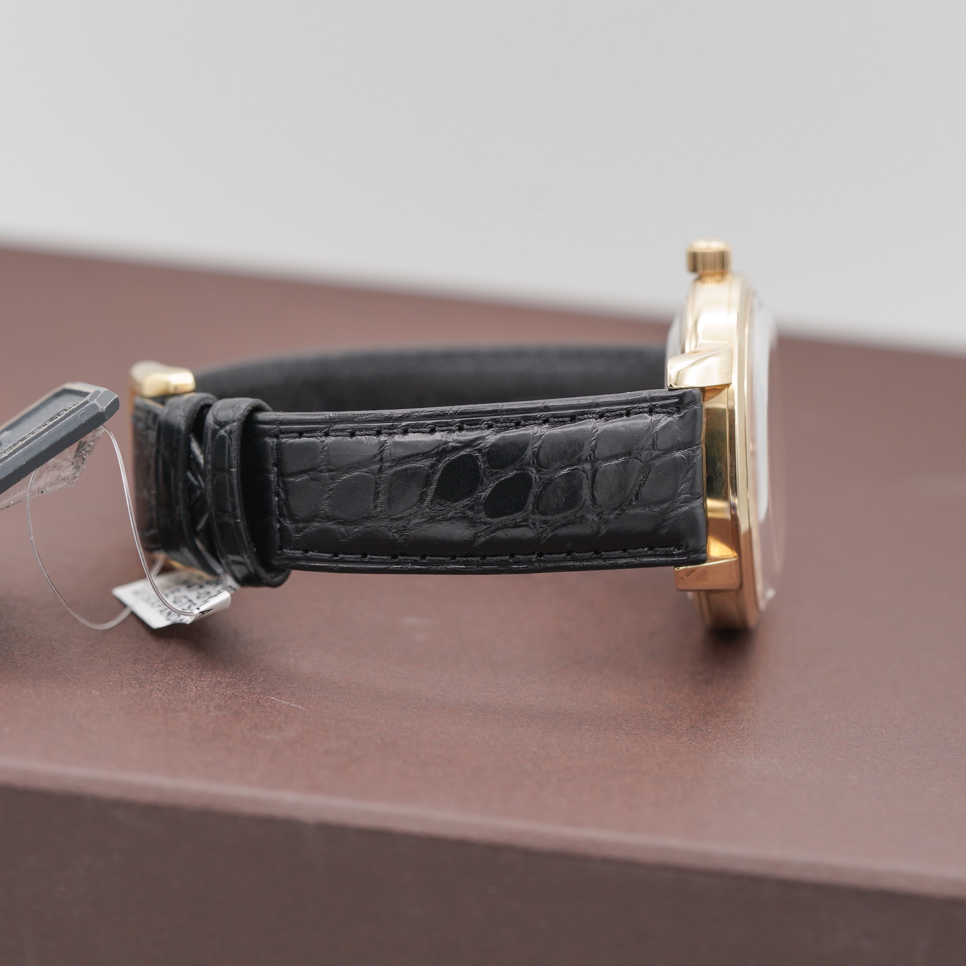 Glashütte Original Sixties Panorama Date 2-39-47-01-01-04 strap 12 o'clock