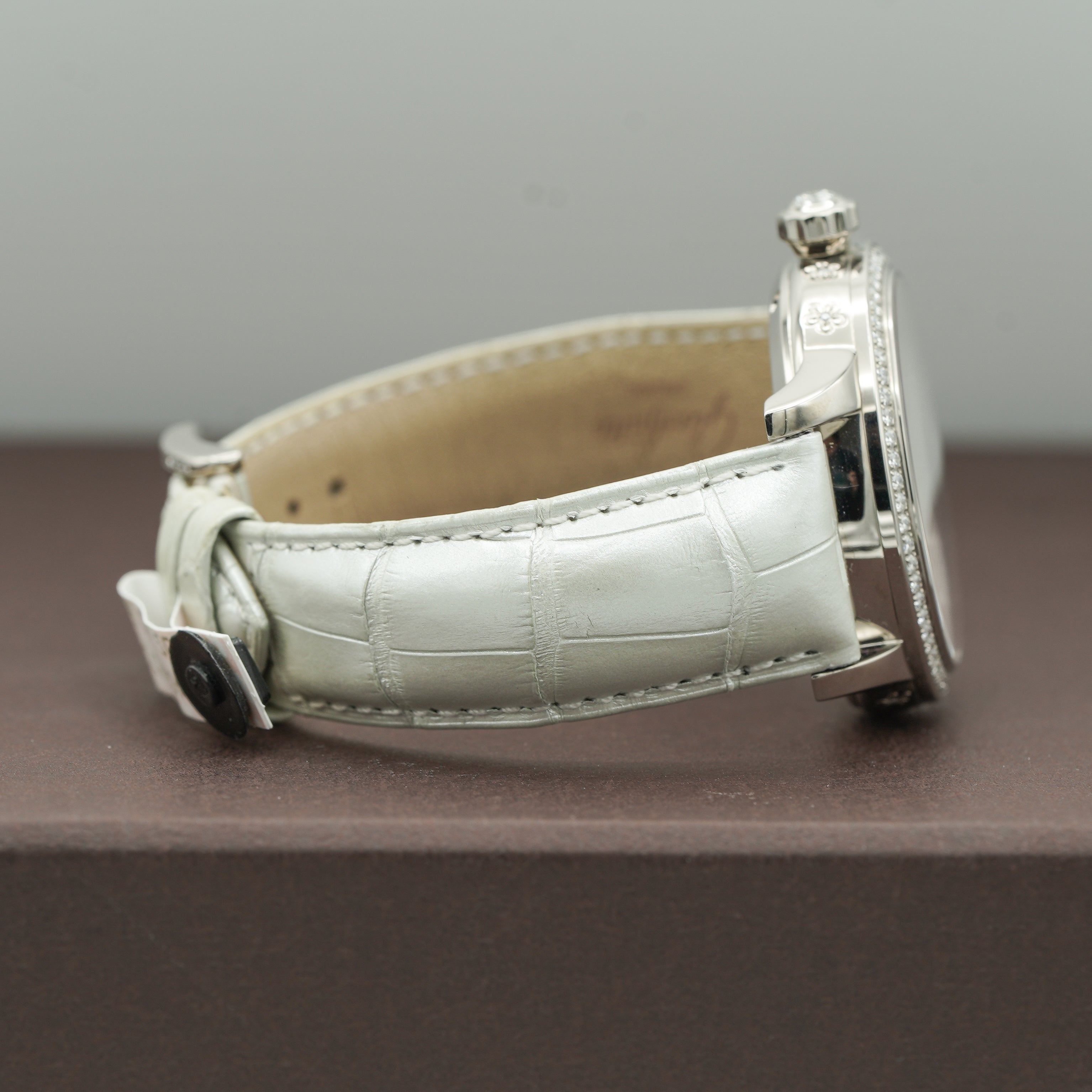 Glashütte Original Spring Blossom Star Collection 90-00-04-04-04 strap 12 o'clock