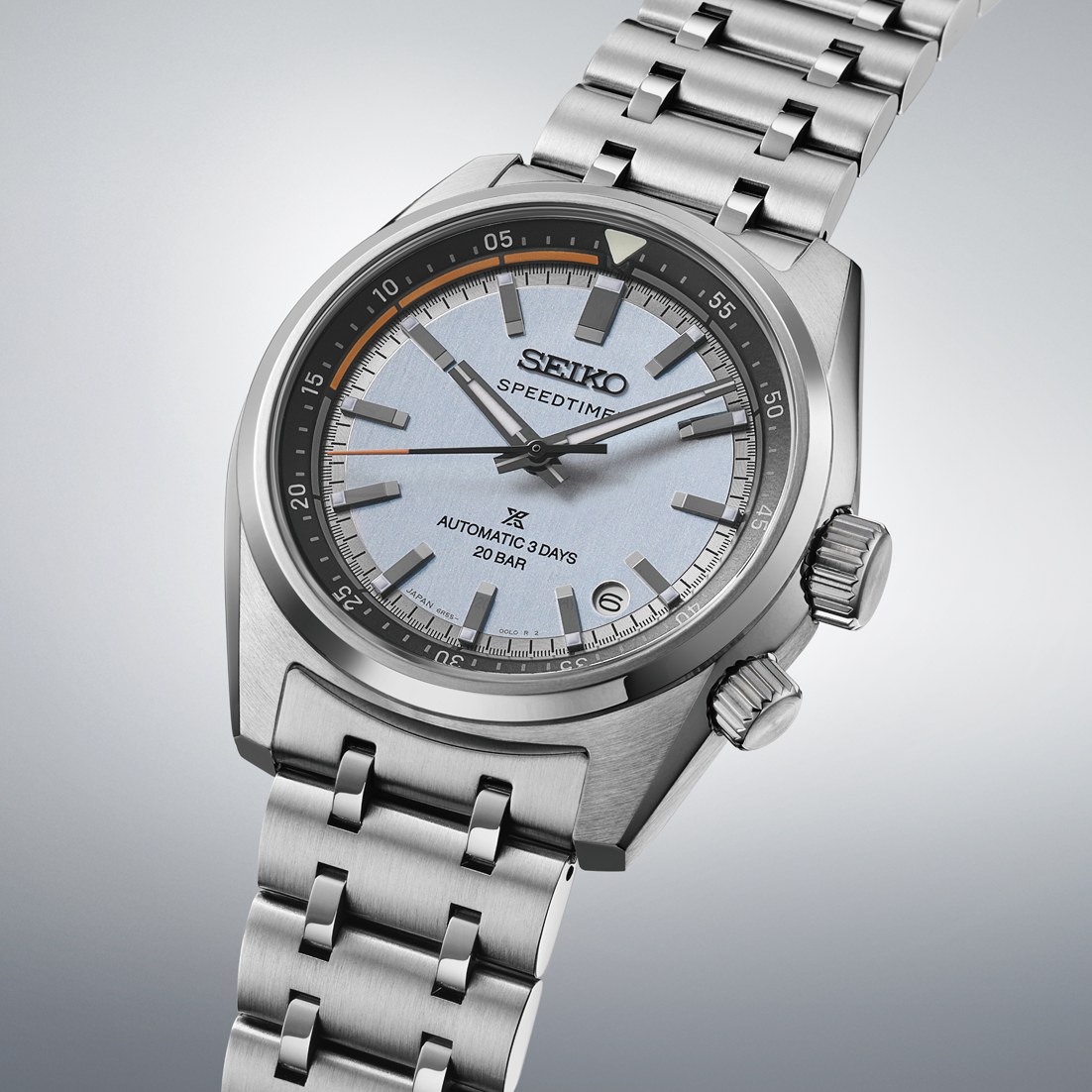 Seiko Prospex Speedtimer Light Blue 39.5mm HBC003 angle view