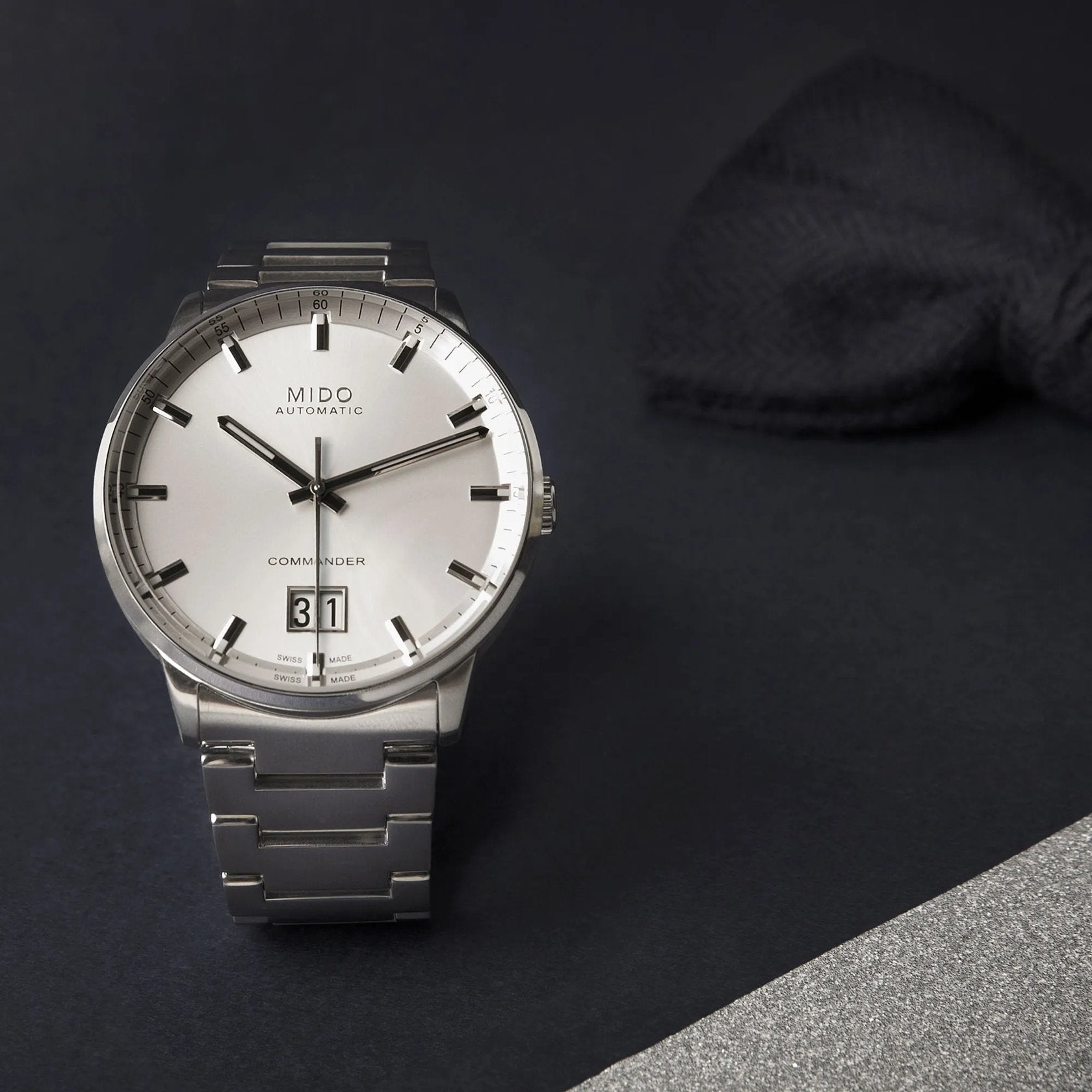 MIDO Commander Big Date Silver 42mm M0216261103100