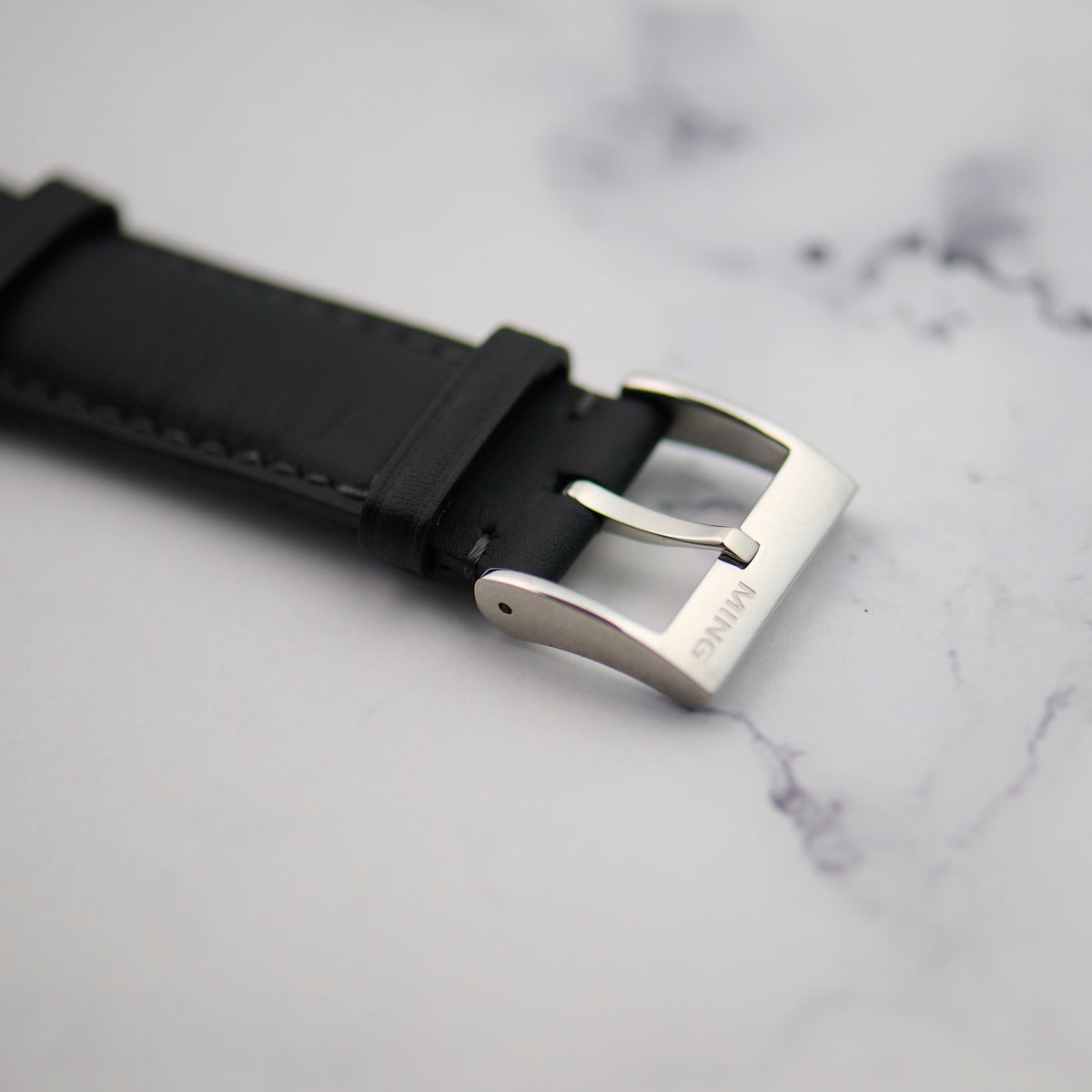 Ming 17.06 Monolith Full Set buckle