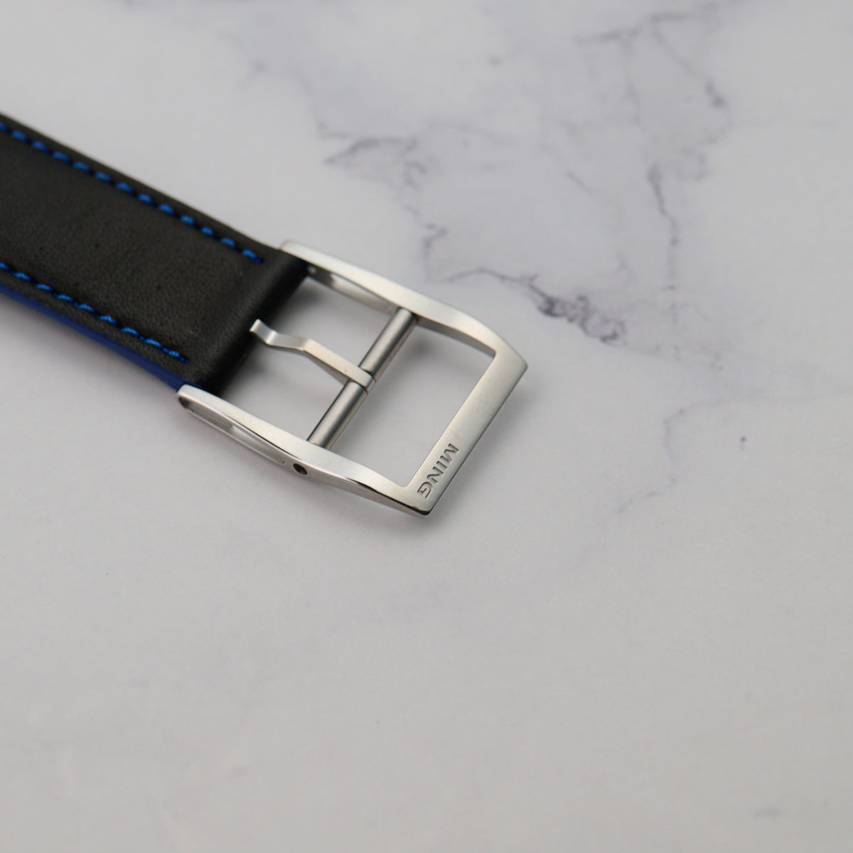 Ming 37.05 Moonphase Full Set buckle