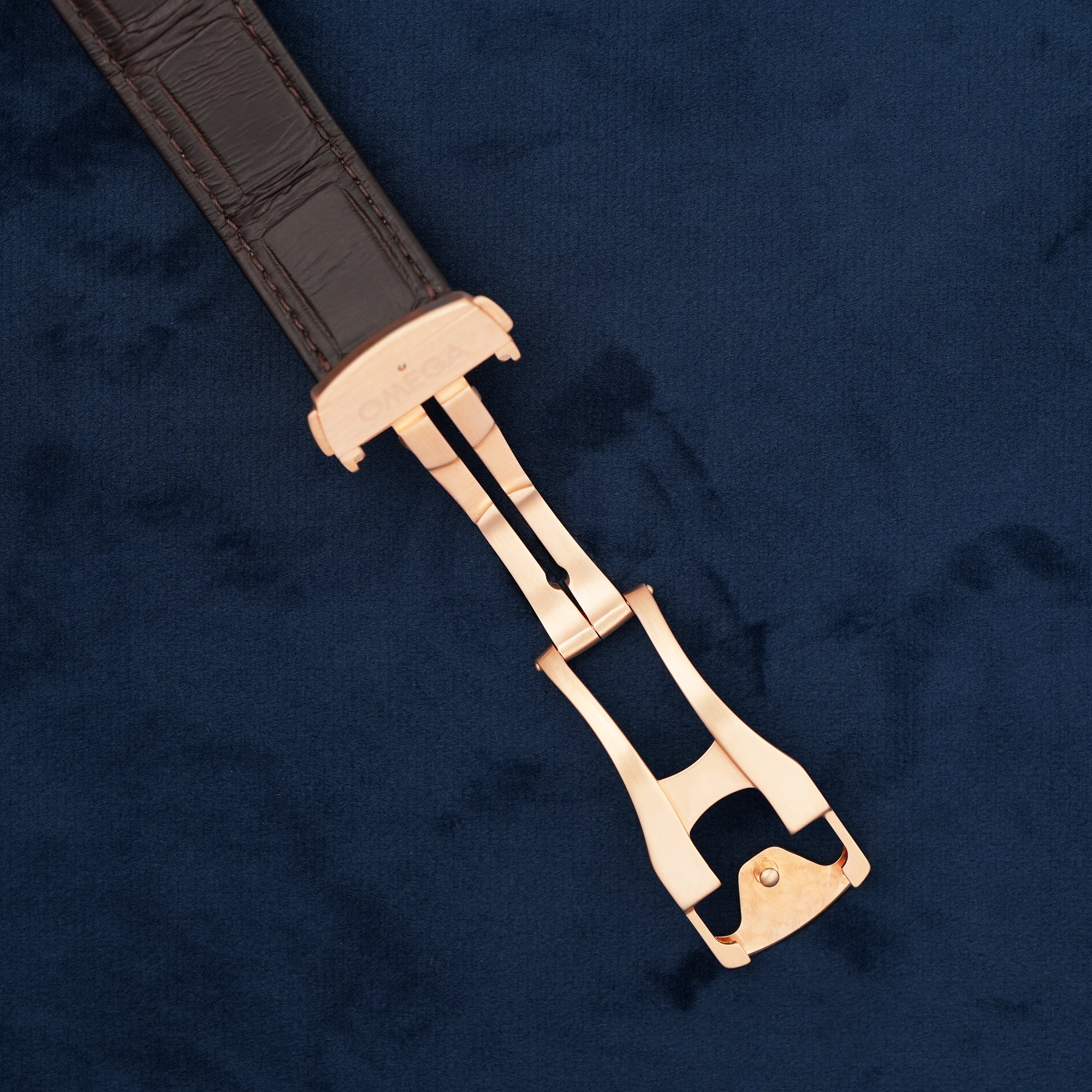 Omega Seamaster Aqua Terra GMT Chronograph 43mm 23153435202001 buckle 2