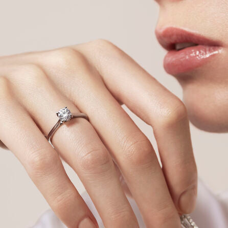 HOF Camilia 4 Prong Setting