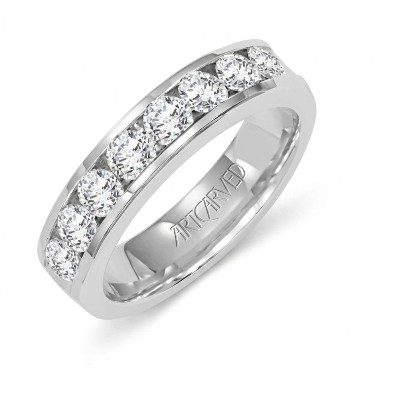 Tilted VIew Of Diamond Anniversary Band.