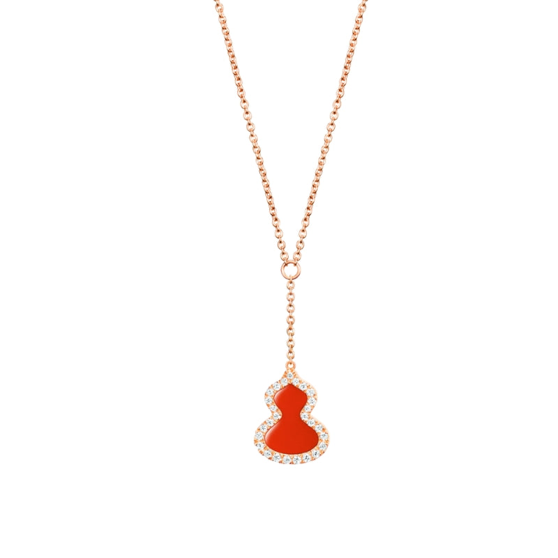 Front View OF Qeelin Wulu petite necklace 18K rose gold and diamonds.