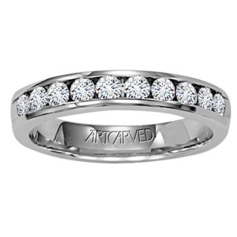 Front VIew Of Contemporary Diamond Anniversary Band.
