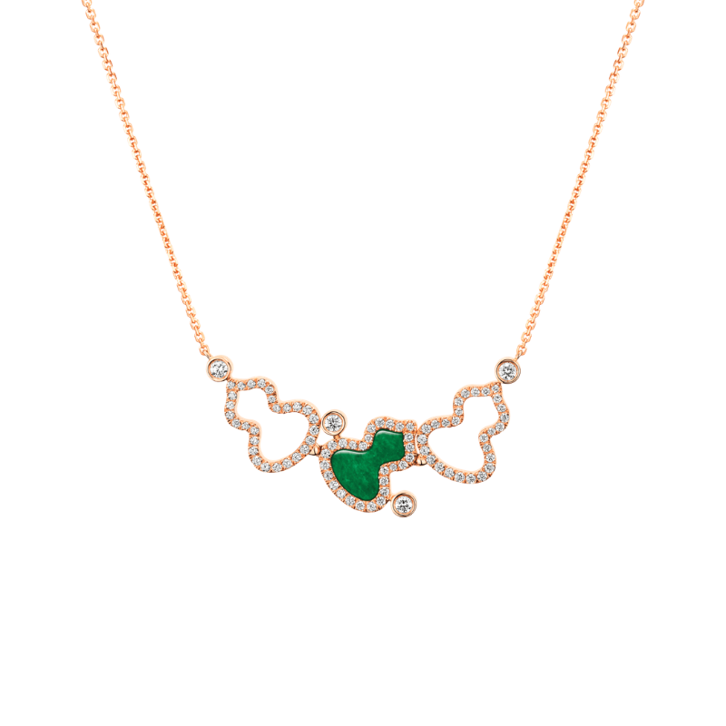 Close Up View Qeelin Wulu small necklace in 18K rose gold set with jade and diamonds.