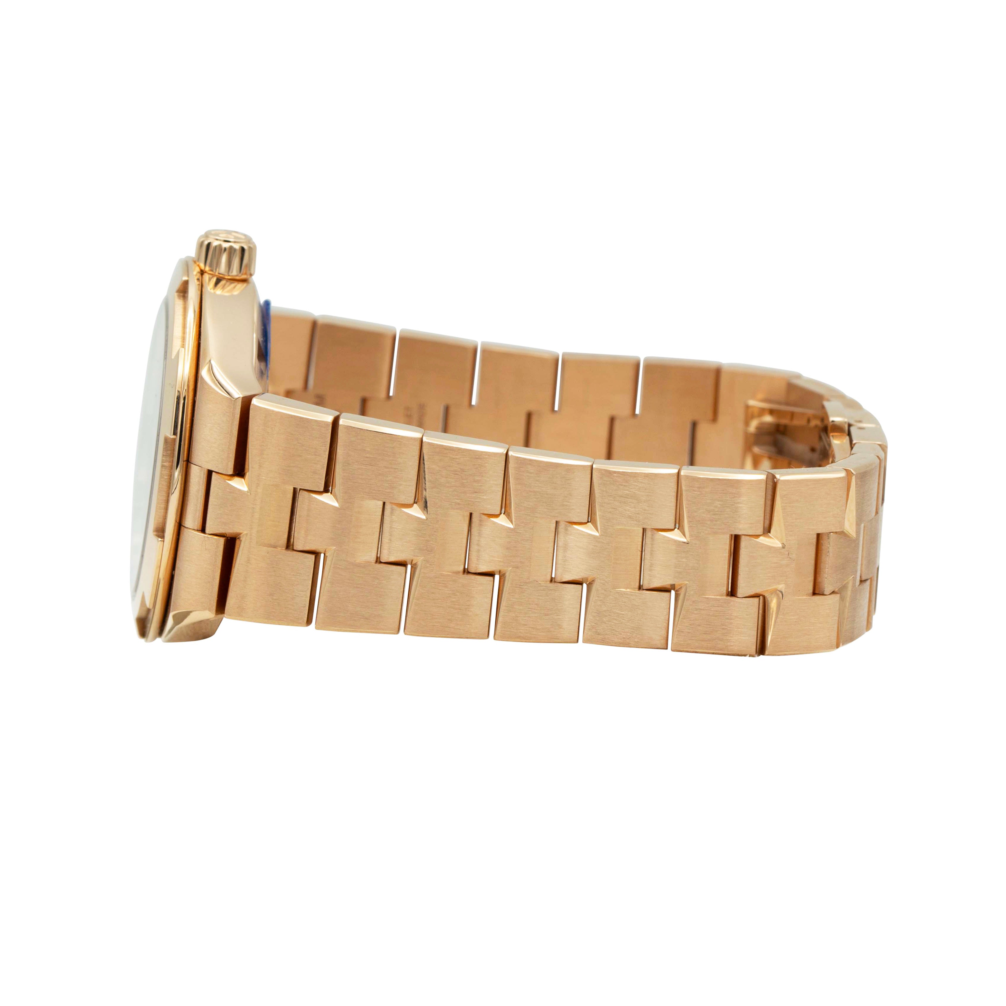 Vacheron Constantin 4600V/200R-B979 Pink Gold Overseas Blue Dial 34.5mm Watch bracelet