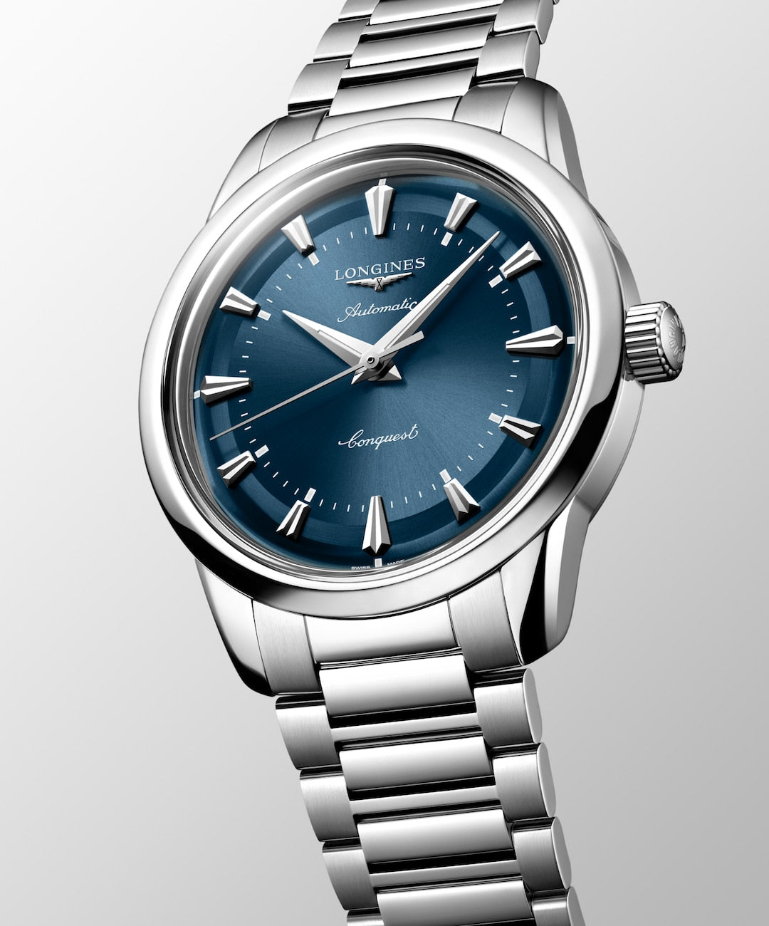 Angle View of Longines Conquest Automatic 38mm L16494926