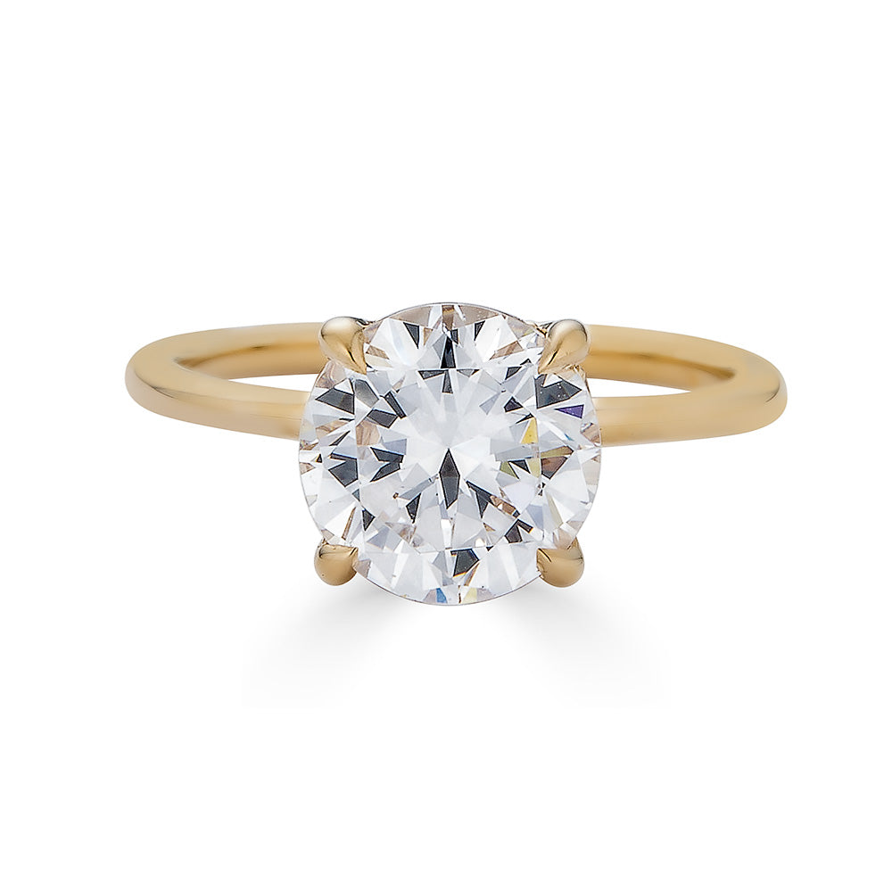 Round Solitaire with Hidden Halo