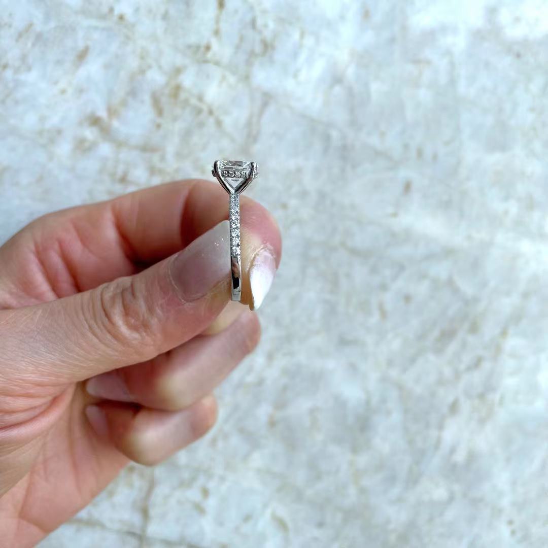 Oval Diamond Engagement Ring