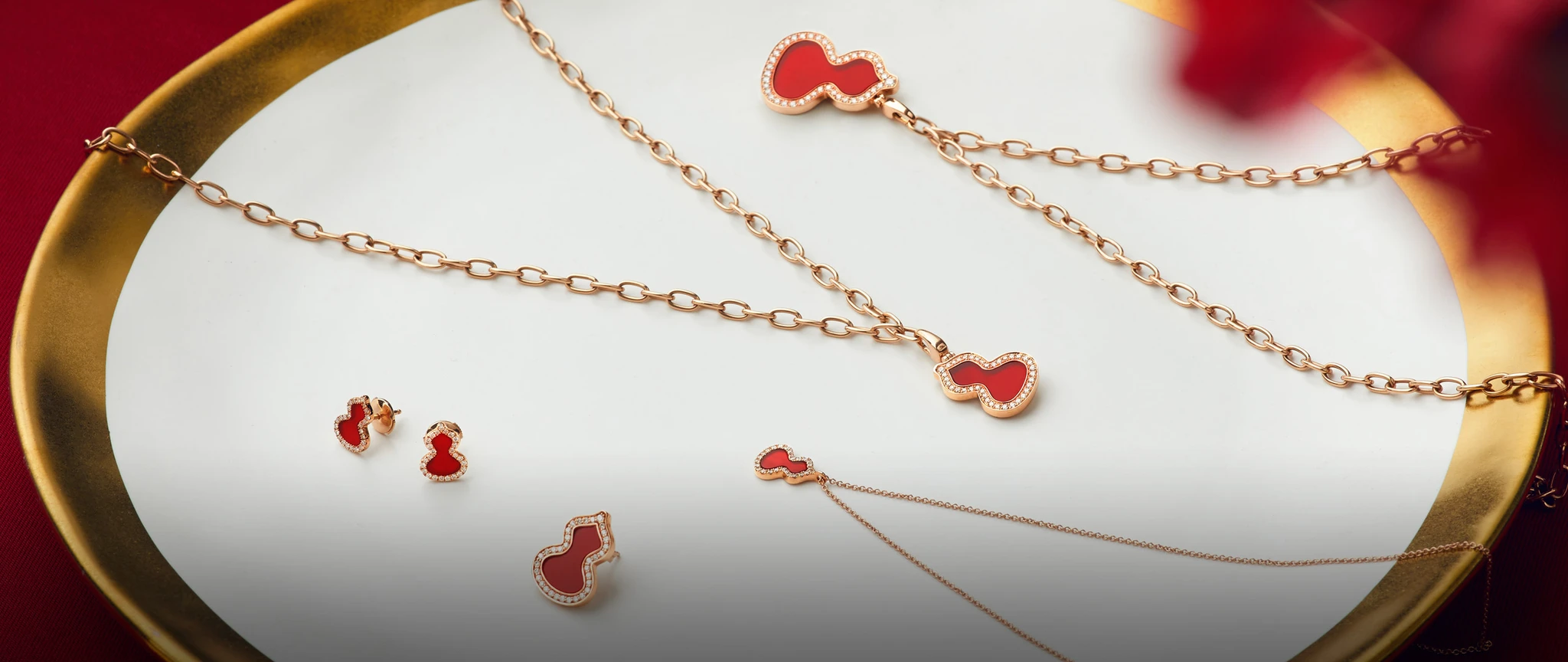 Petite Wulu Necklace Red Agate WUNPT6DRGRA