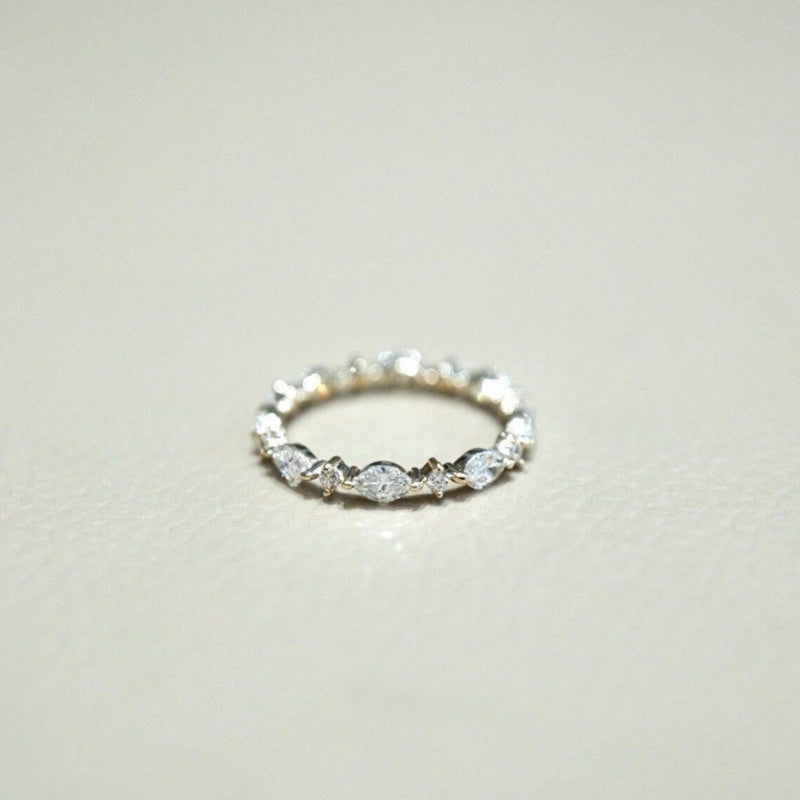 Delicate Marquise and Round Band