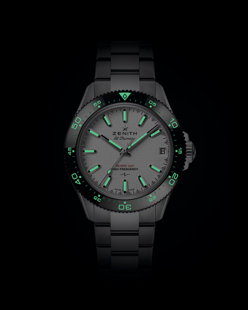 Zenith Chronomaster Solo Sport White 40mm 03.5000.3620/69.M5000 in the dark