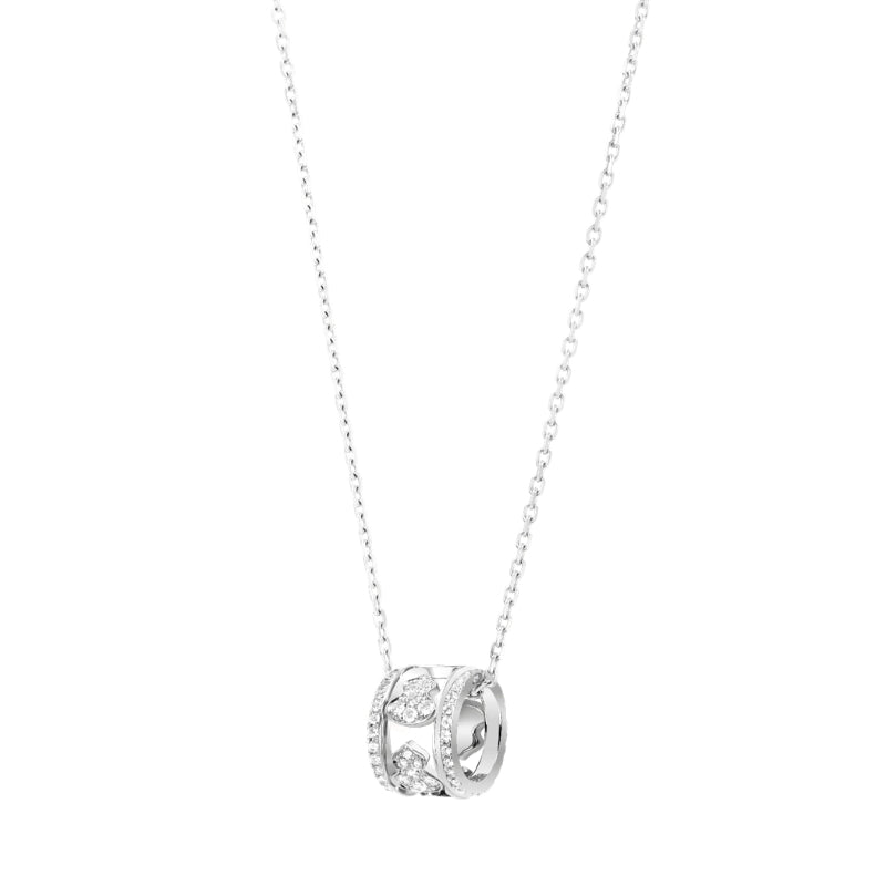 Close up Of Qeelin Wulu Eternity large necklace 18K white gold set with diamonds.