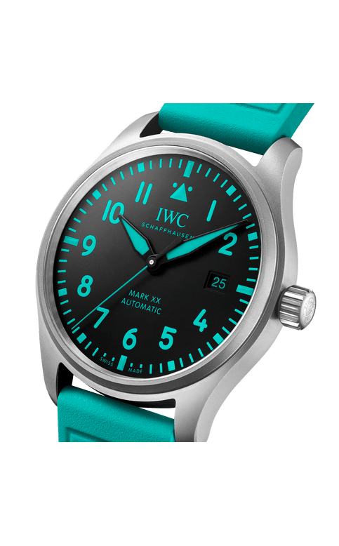 Dial View: IWC Pilot’s Watch Mark XX Mercedes-AMG PETRONAS Formula One™ Team IW328210