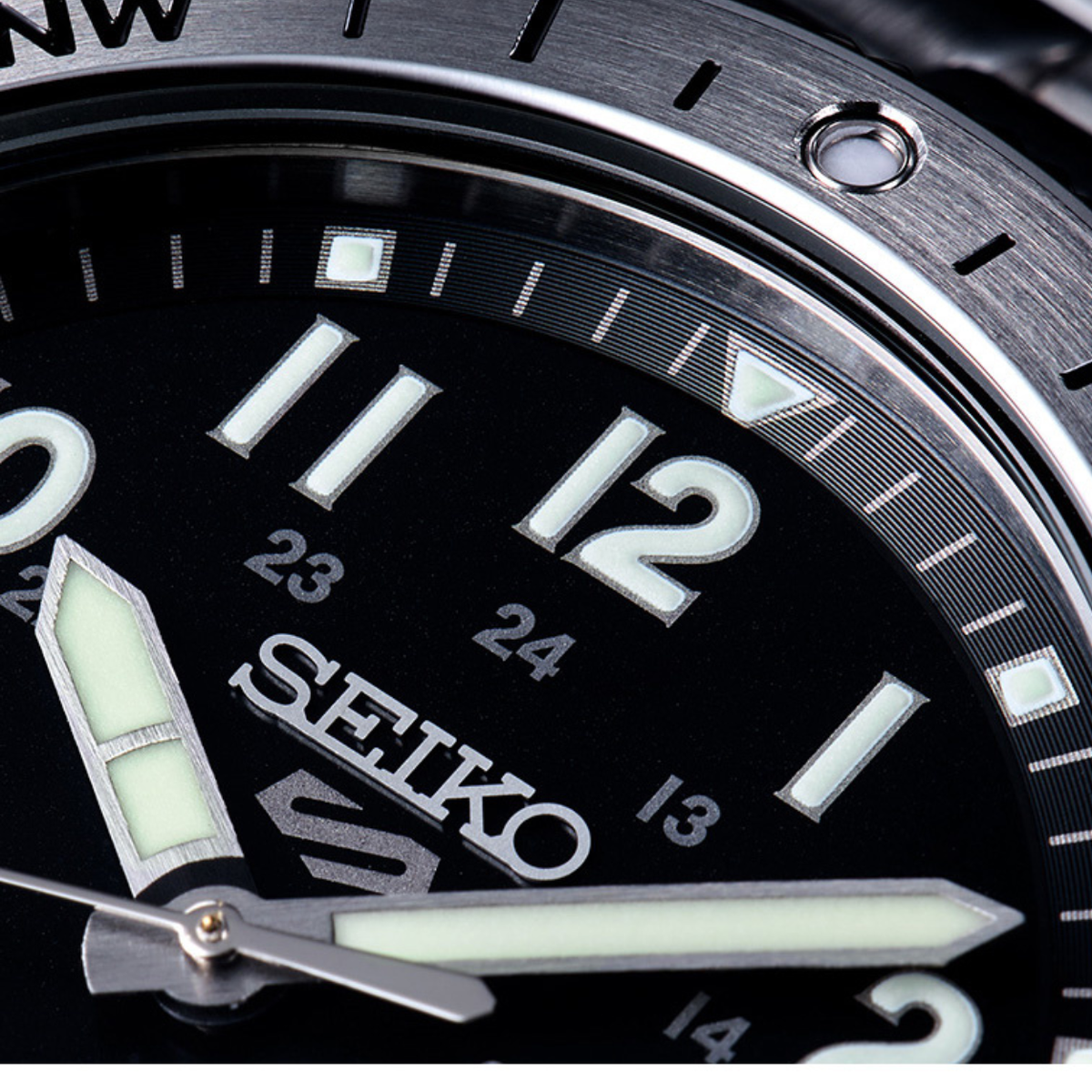 Dial view of Seiko 5 Sports Field Series Compass HDB007