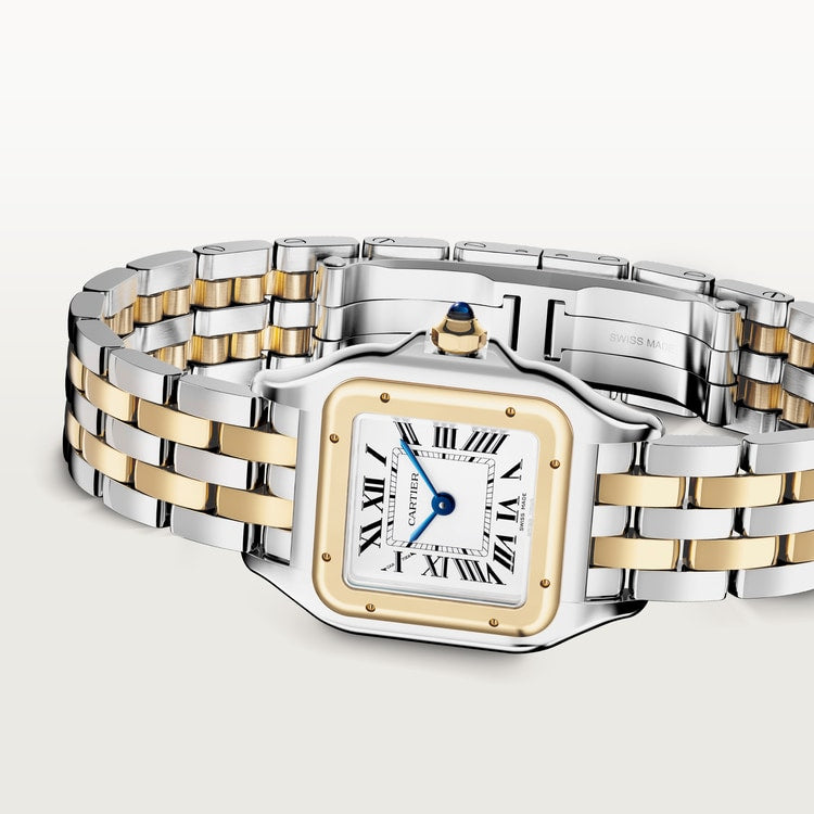 Front Side View of Panthere De Cartier Small W2PN0018
