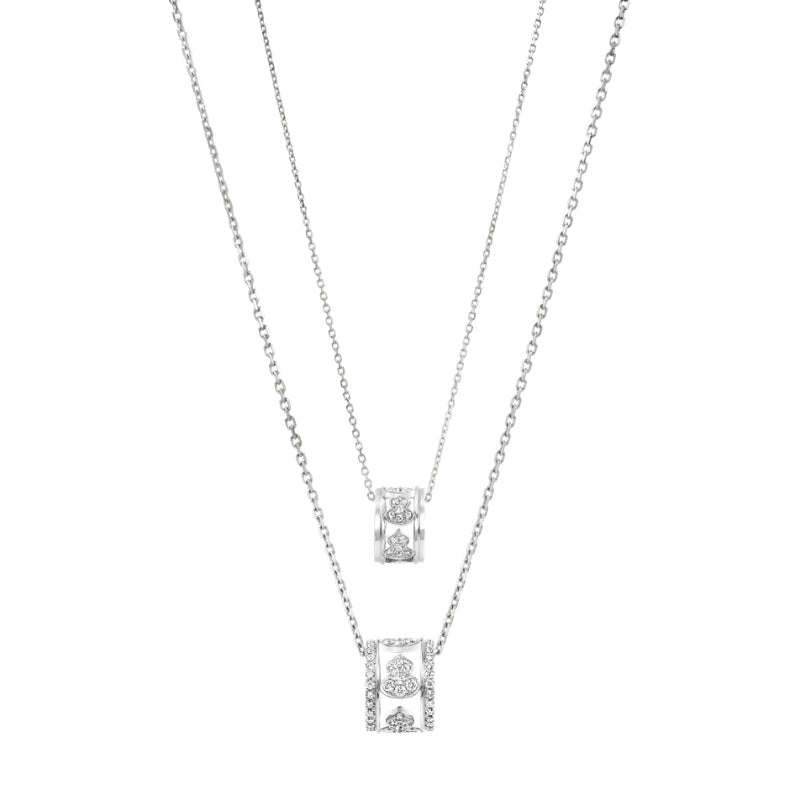 Double Qeelin Small Wulu necklace in 18K white gold with diamonds.