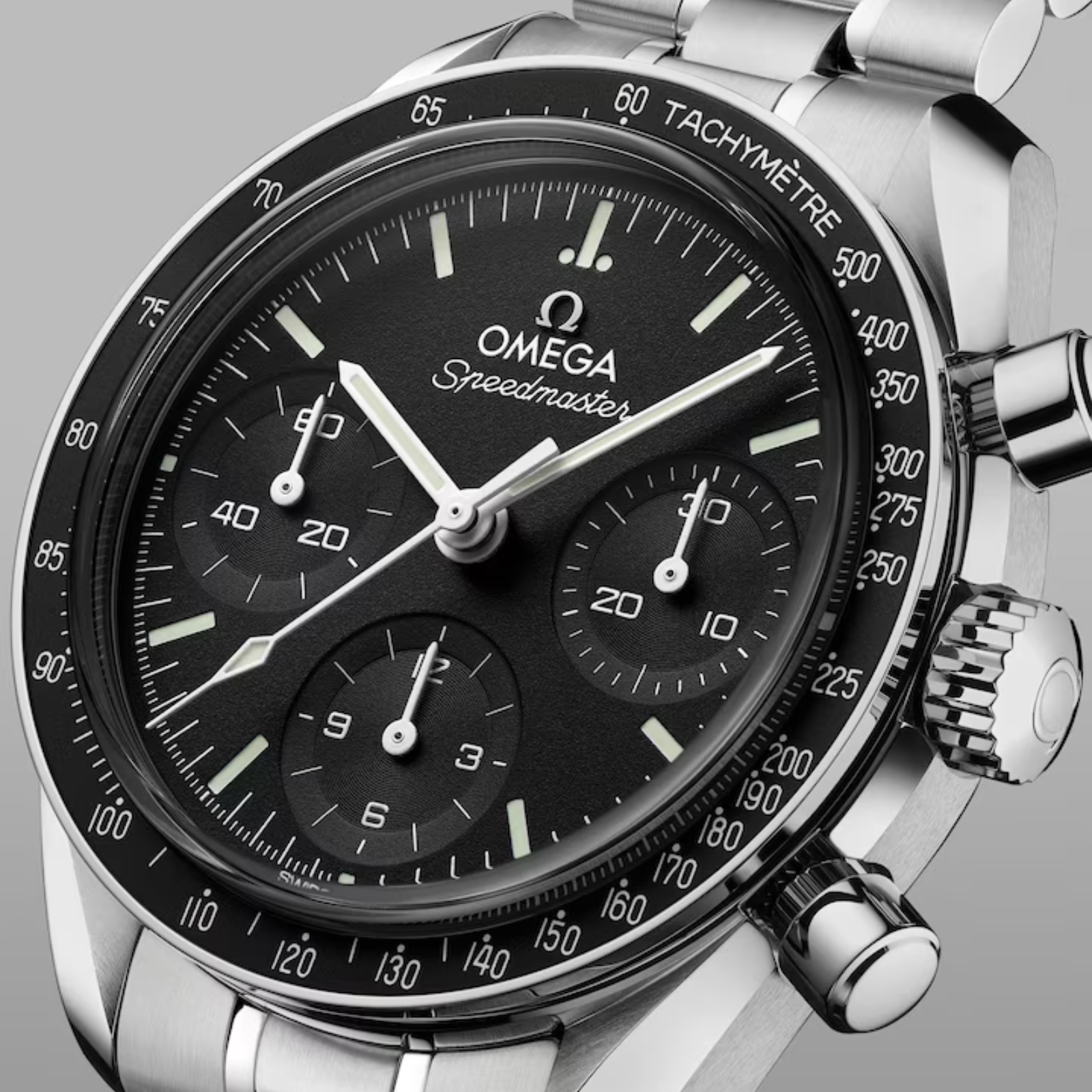 Complete Dial View of Omega Speedmaster 38mm 32430385001002