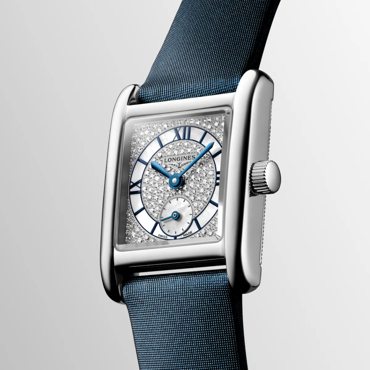 Angled front-three-quarter view of LONGINES MINI DOLCEVITA L52004872