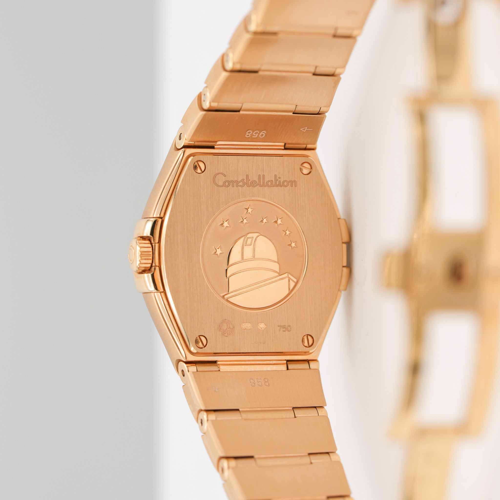 OMEGA 123.55.27.60.99.004 Constellation Quartz Diamonds 27mm Watch caseback