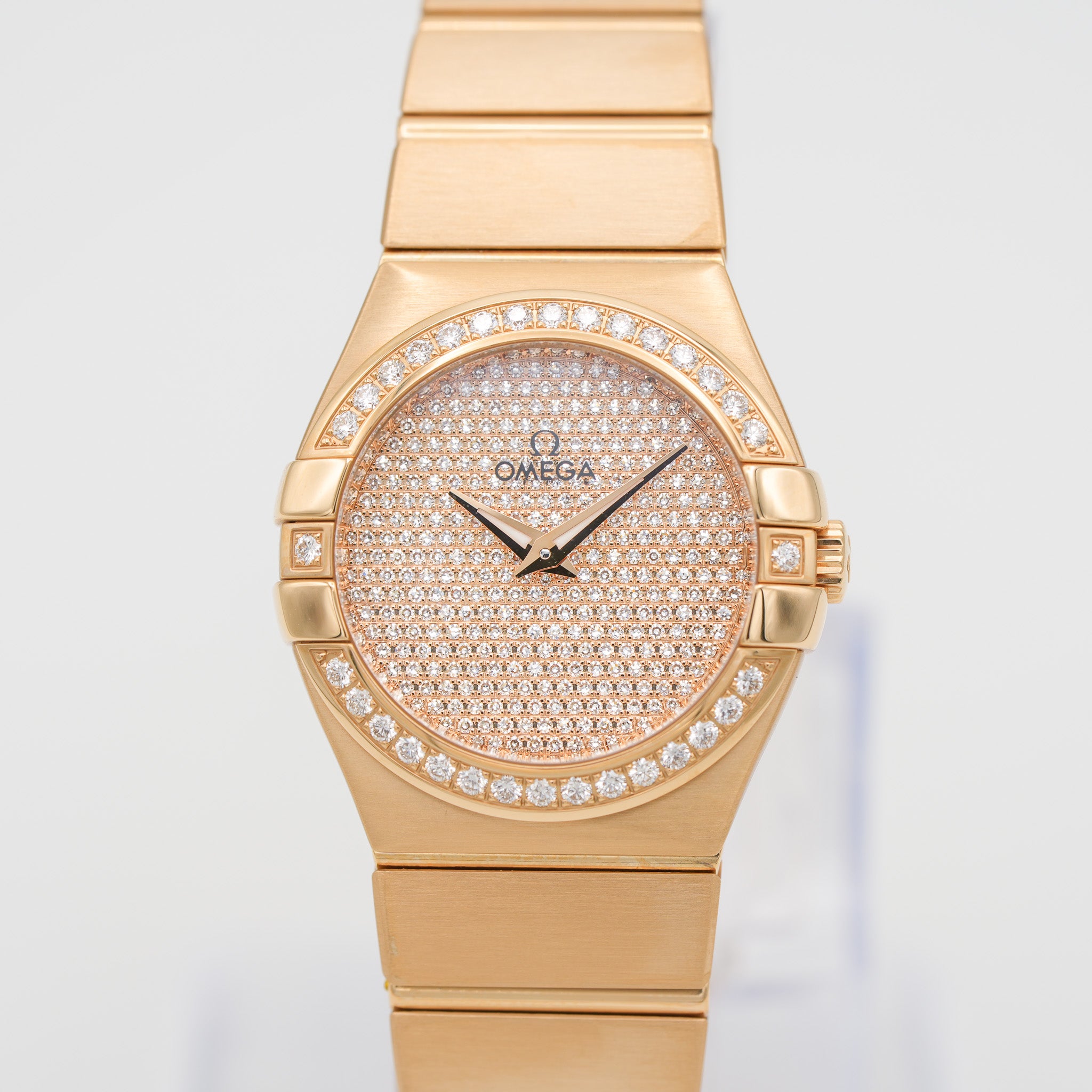 OMEGA 123.55.27.60.99.004 Constellation Quartz Diamonds 27mm Watch dial
