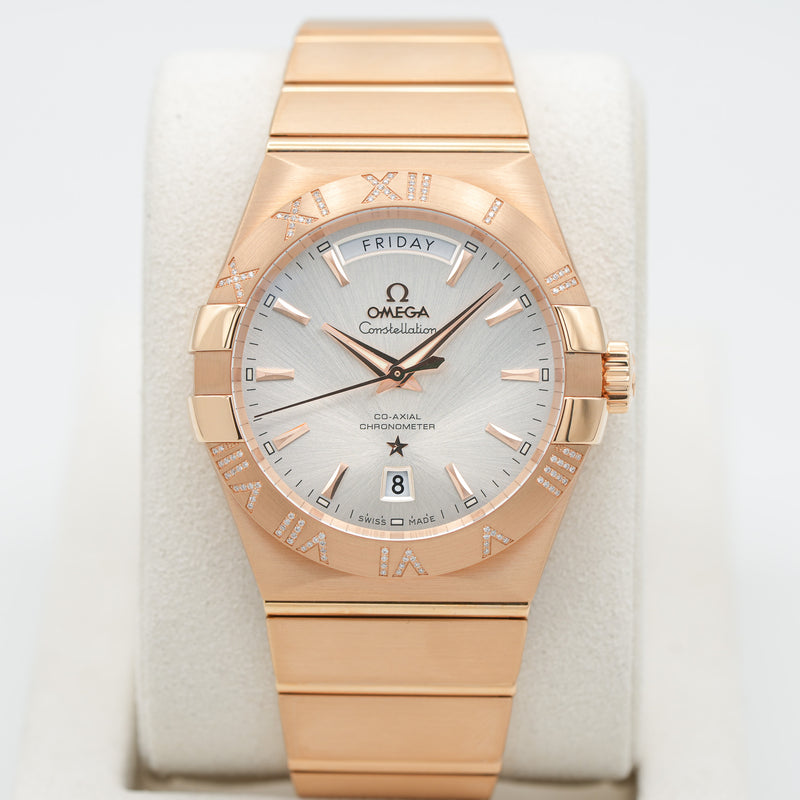 Omega 123.55.38.22.02.001 Constellation Co-Axial Day-Date 38mm Watch dial