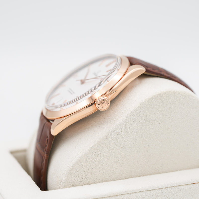 Omega 432.53.40.21.52.002 De Ville Tresor Master Co-Axial 40mm Limited Edition Watch crown