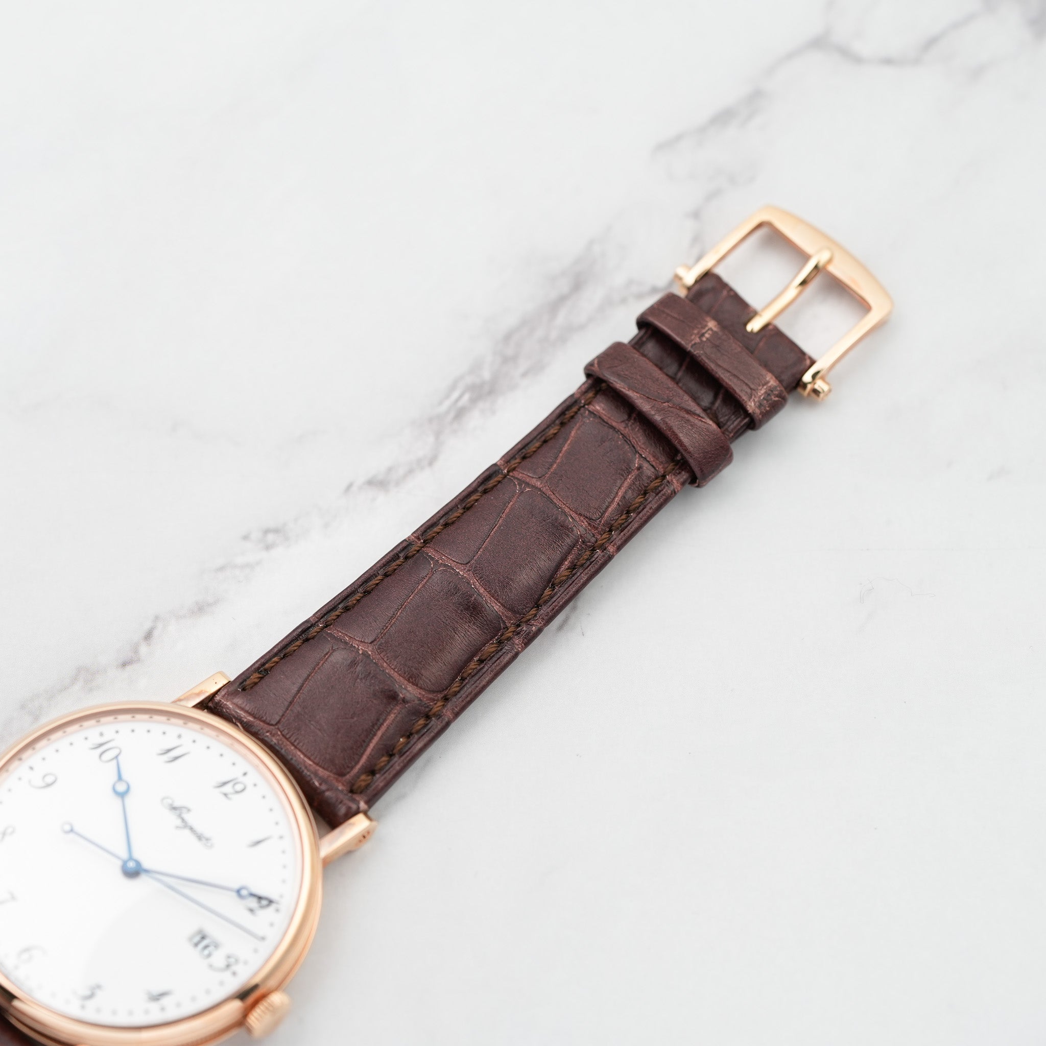 Top strap view Breguet Classique 5177