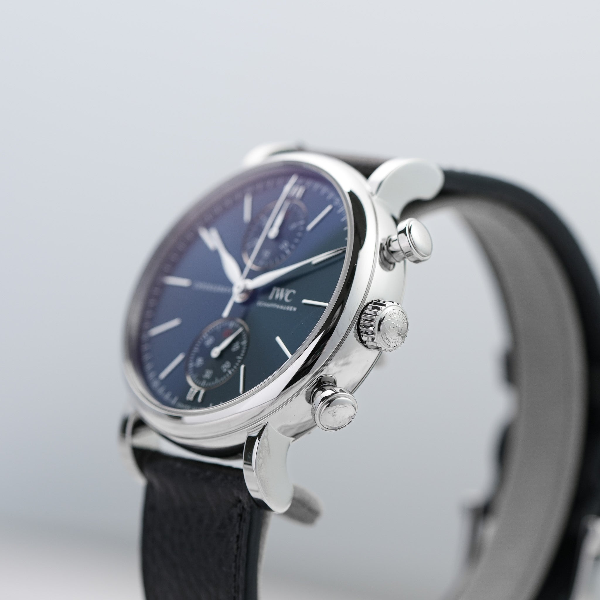 IWC Portofino Chronograph 39 Edition “Laureus Sport For Good” Watch IW391408 crown