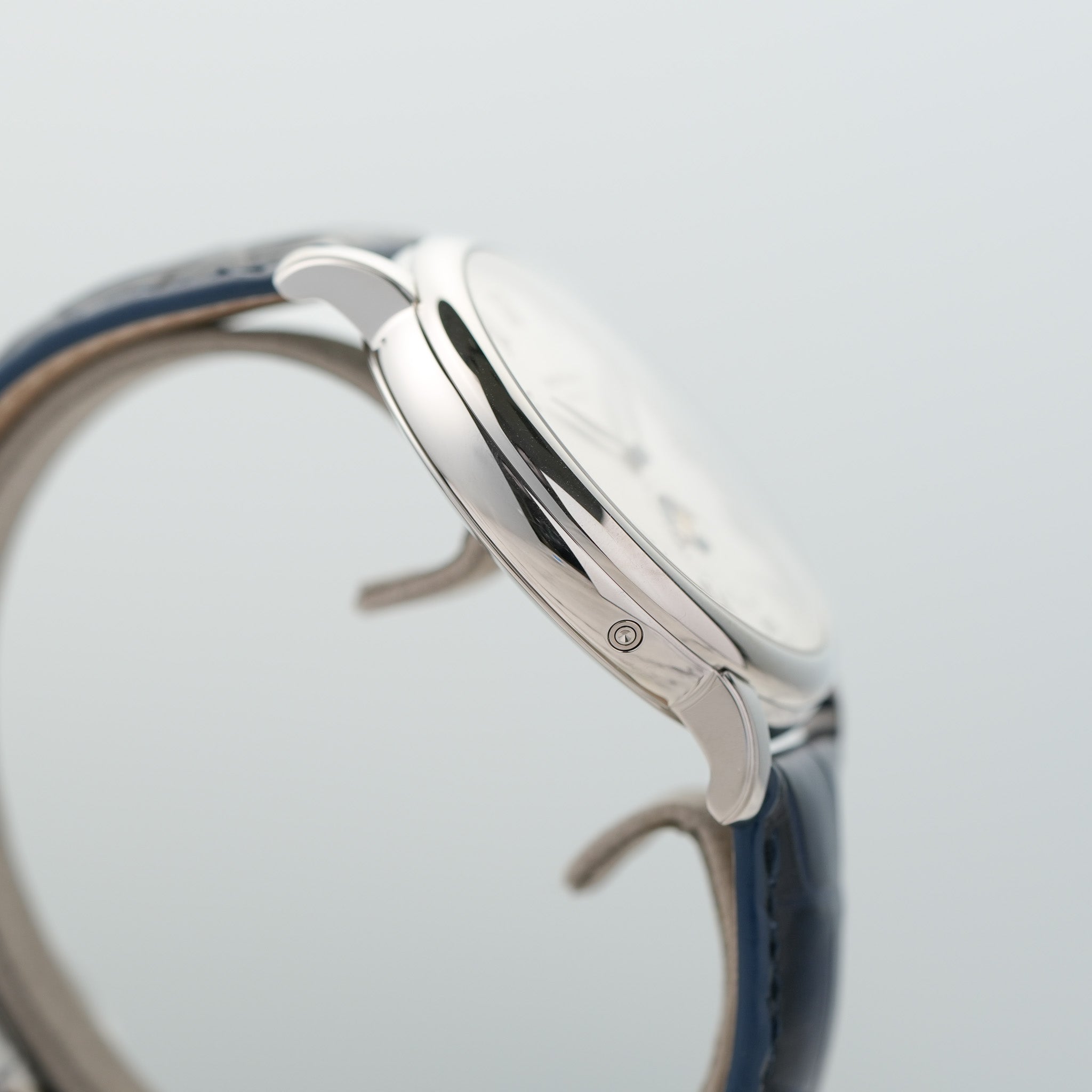 Montblanc Star Legacy Moonphase 42mm Automatic Watch case