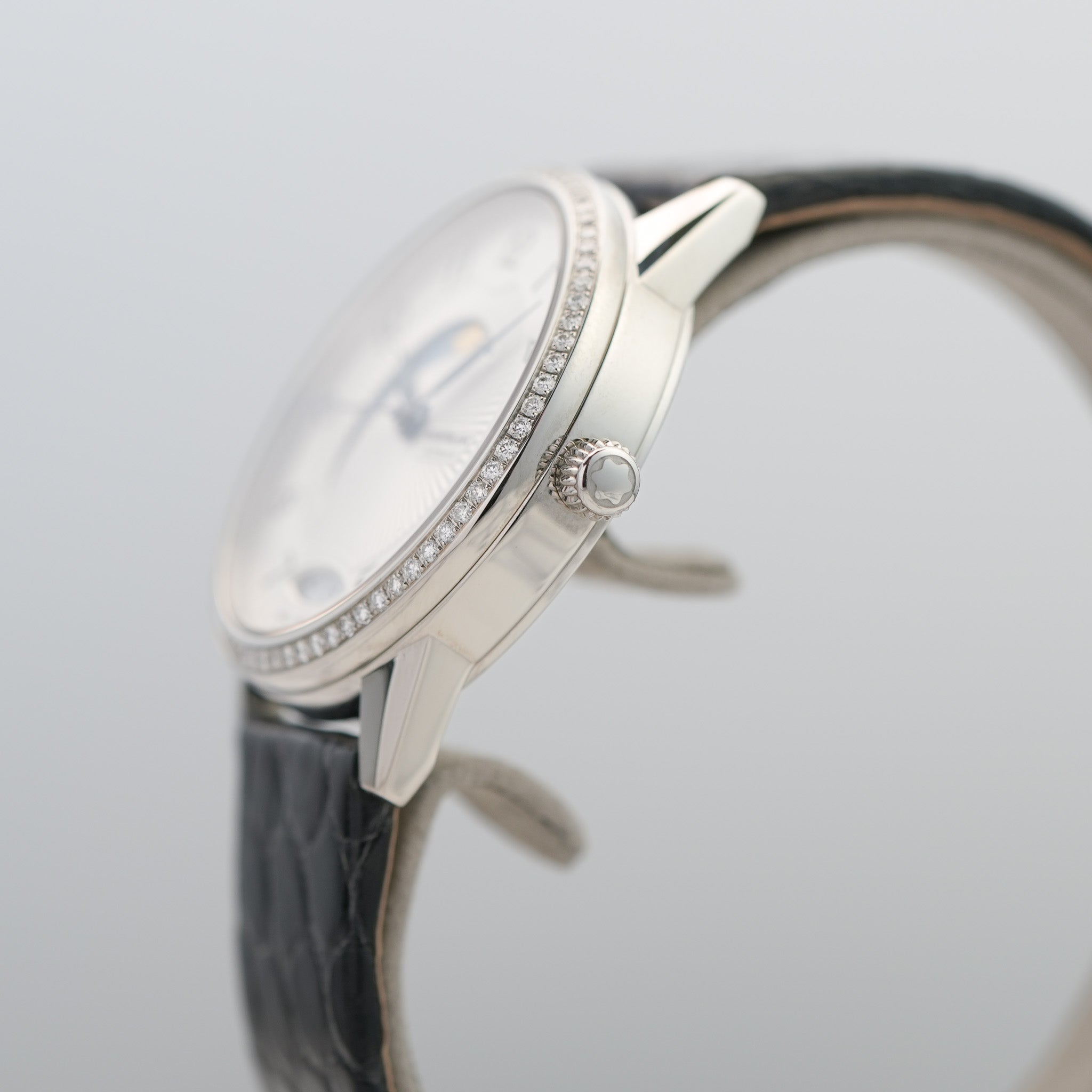 Montblanc Bohème Day & Night 36mm Watch crown