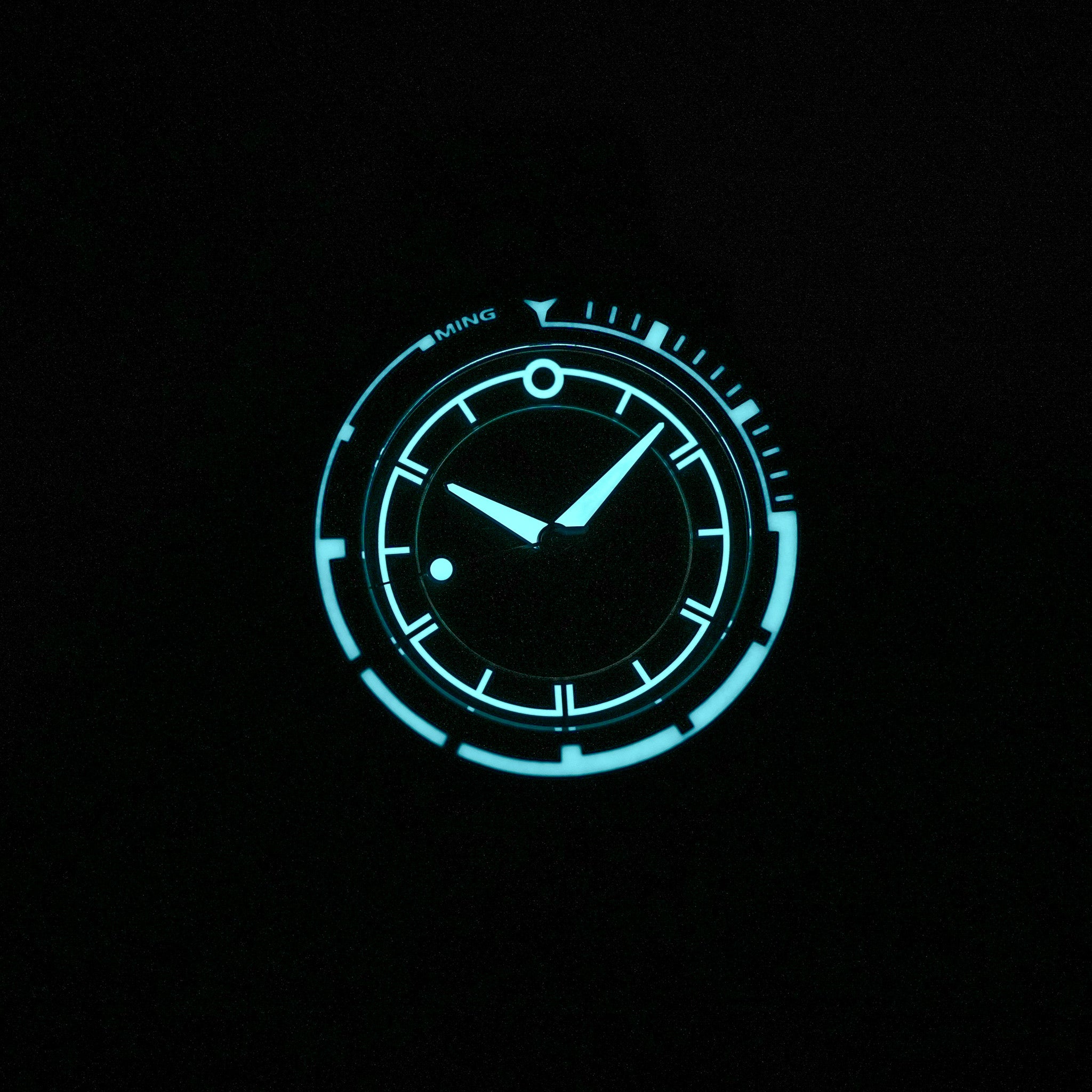 2023 Ming 18.01 H41 Titanium Diver lume